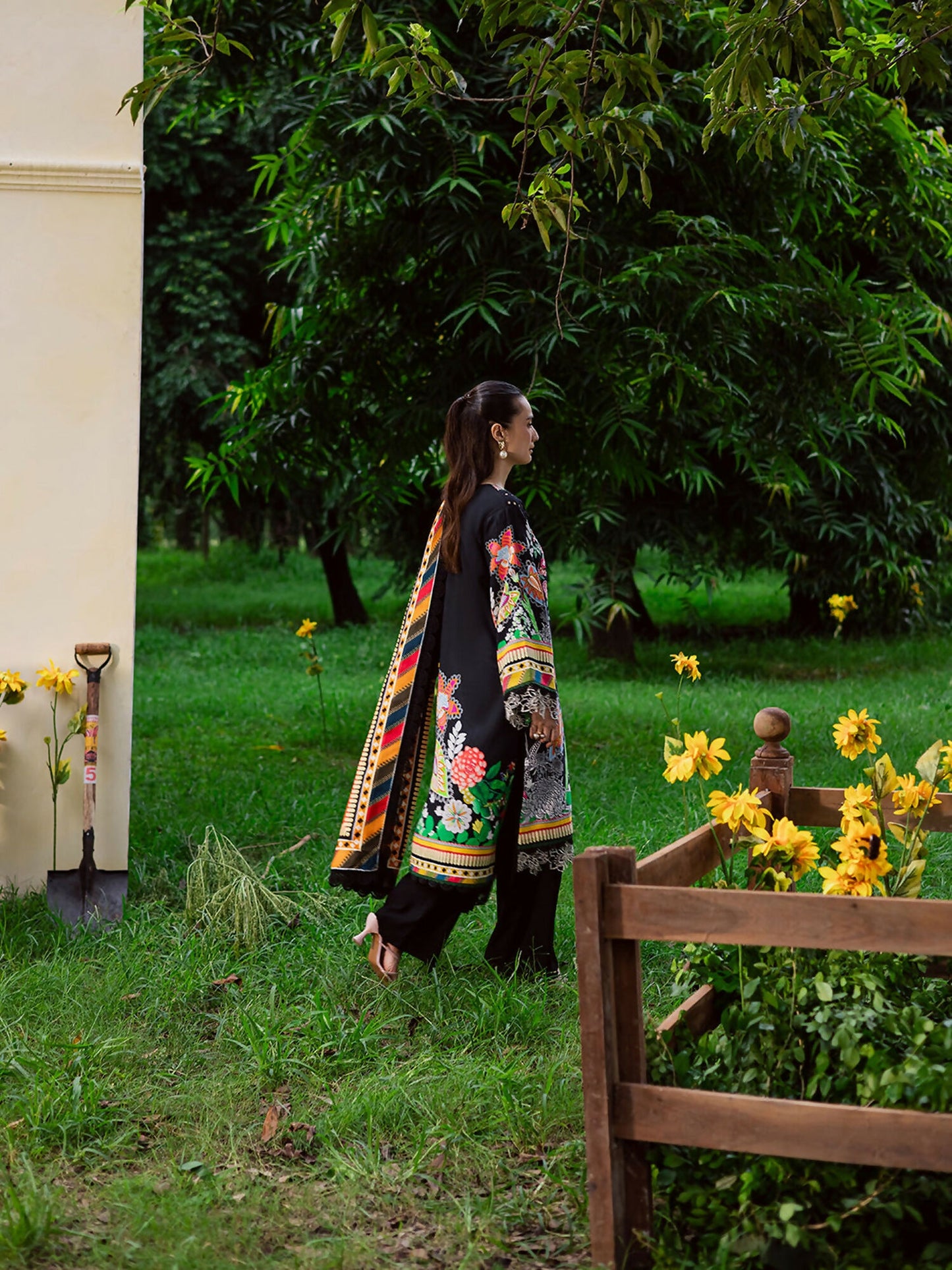 Mahnur Gardenia Khaddar Embroidered Unstitched 3-Piece Suit-GR-06
