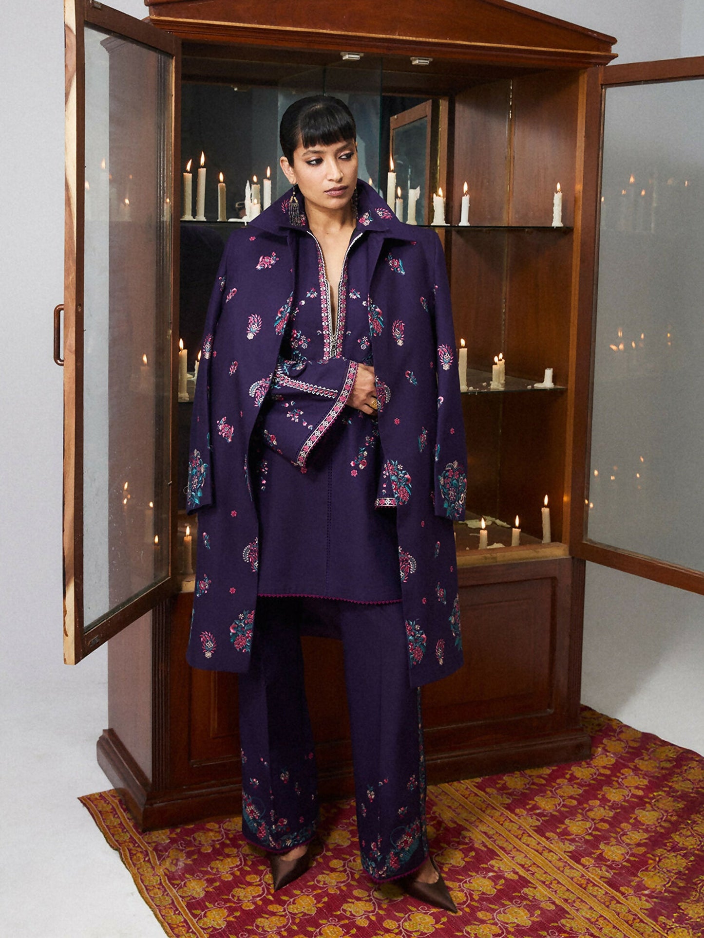 Jugnu by Hussain Rehar Khaddar Pret’26 Wool Embroidered Scarf-Layan