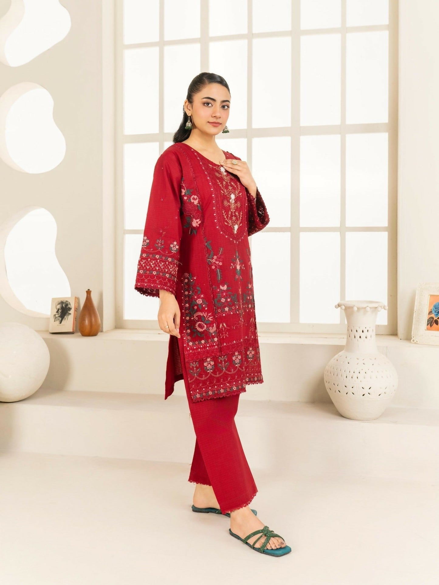 Stylish Collection Aaraish Cotton Embroidered Stitched 2-Piece Suit-Neelum Maroon