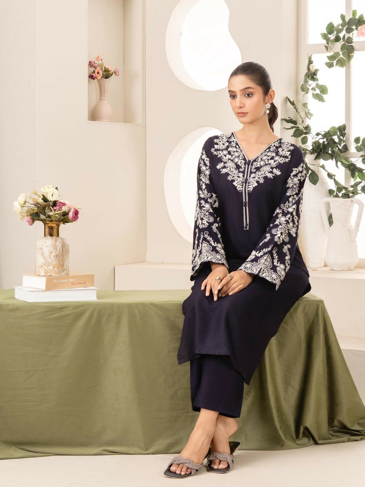 Stylish Collection Aaraish Linen Embroidered Stitched 2-Piece Suit- Blue Garnet