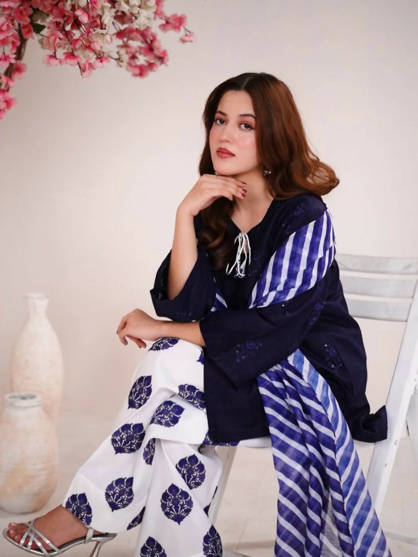 Stylish Collection Luxe Edit Cotton Embroidered Stitched 3-Piece Suit-Salina