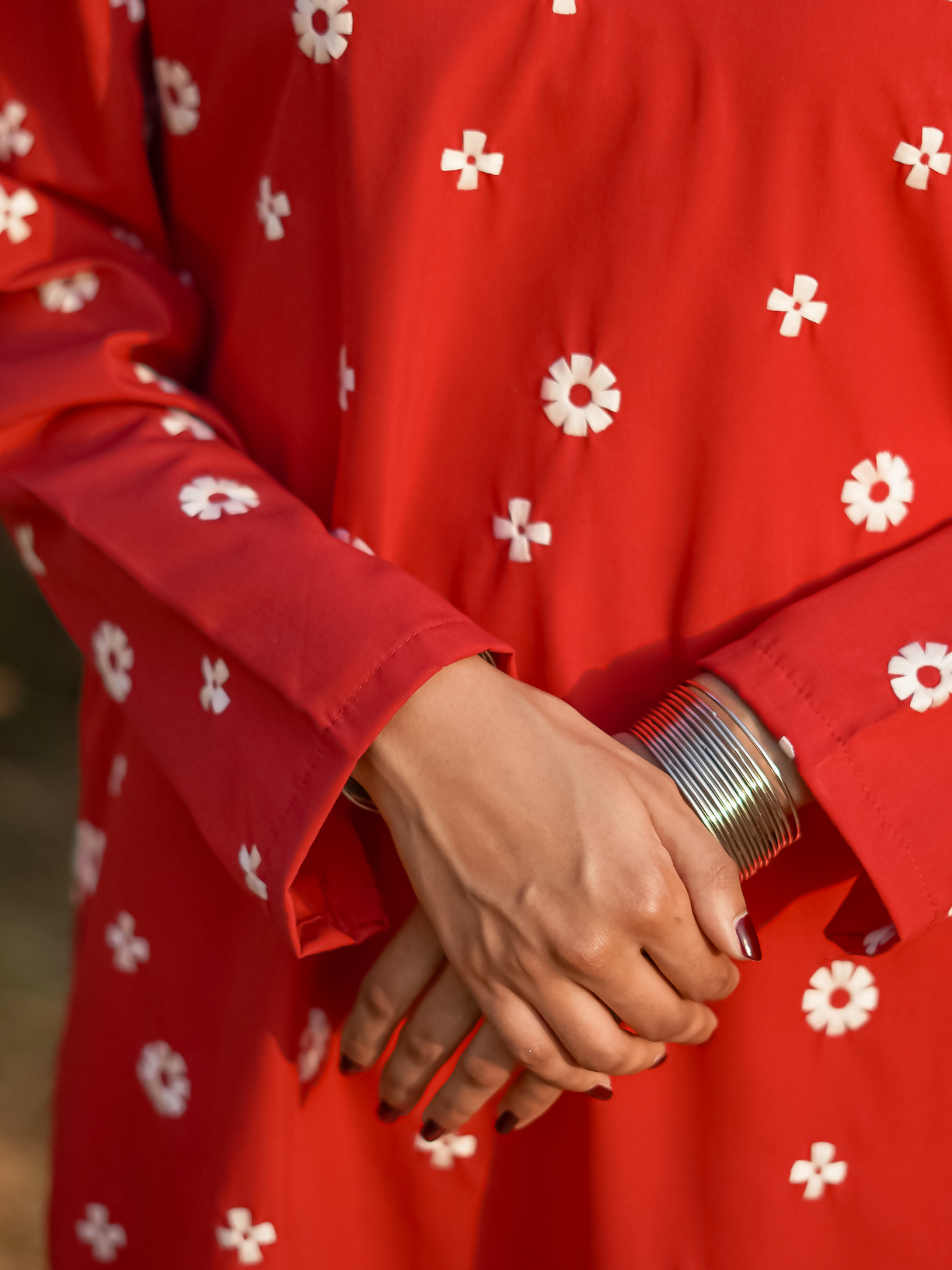 Kachy Dhaagy Cotton Embroidered Stitched 2-Piece Suit-Ayra