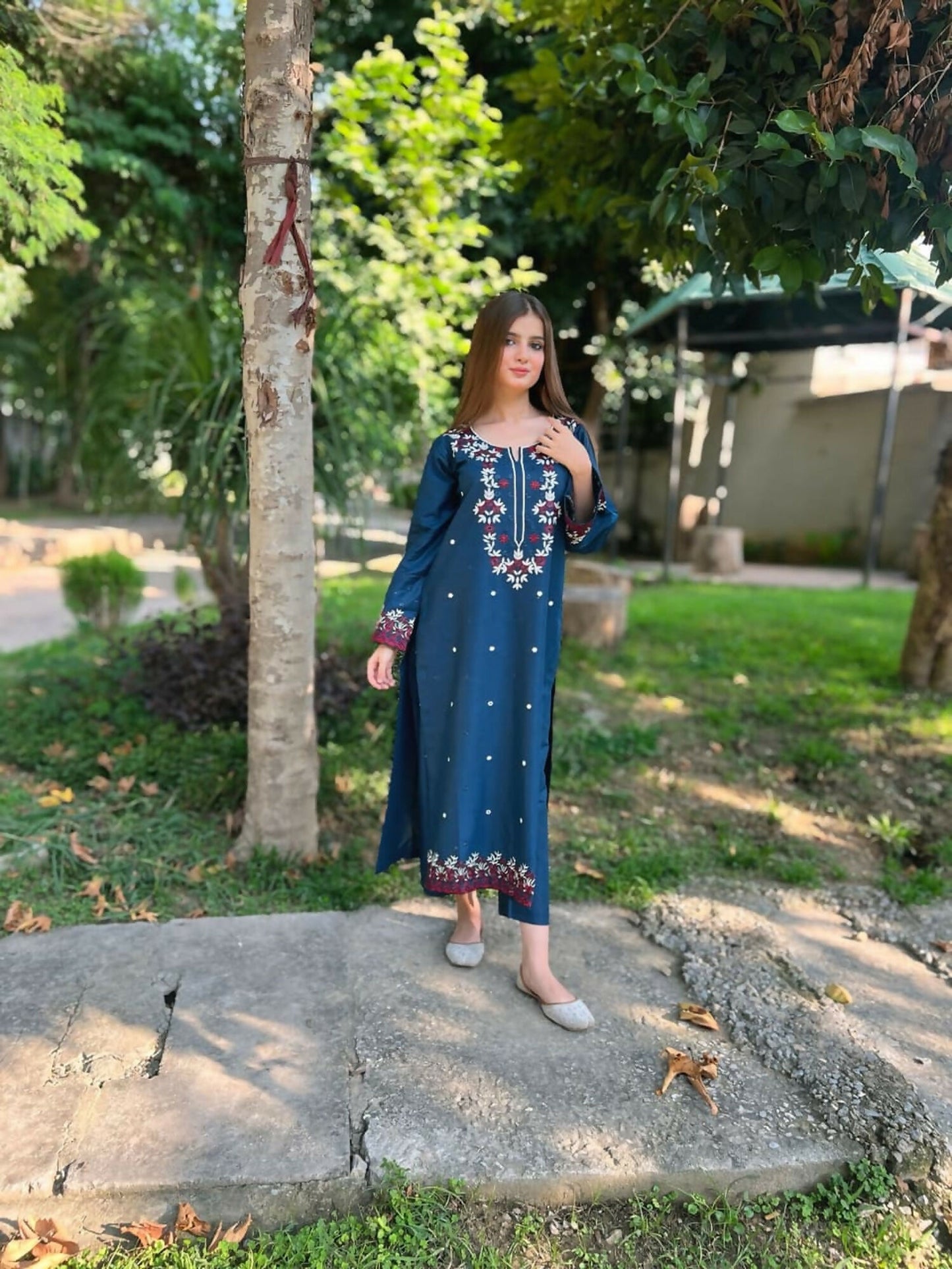 Tehzeeb Libas Cotton Lawn Embroidered Stitched 2-Piece Suit-HEER