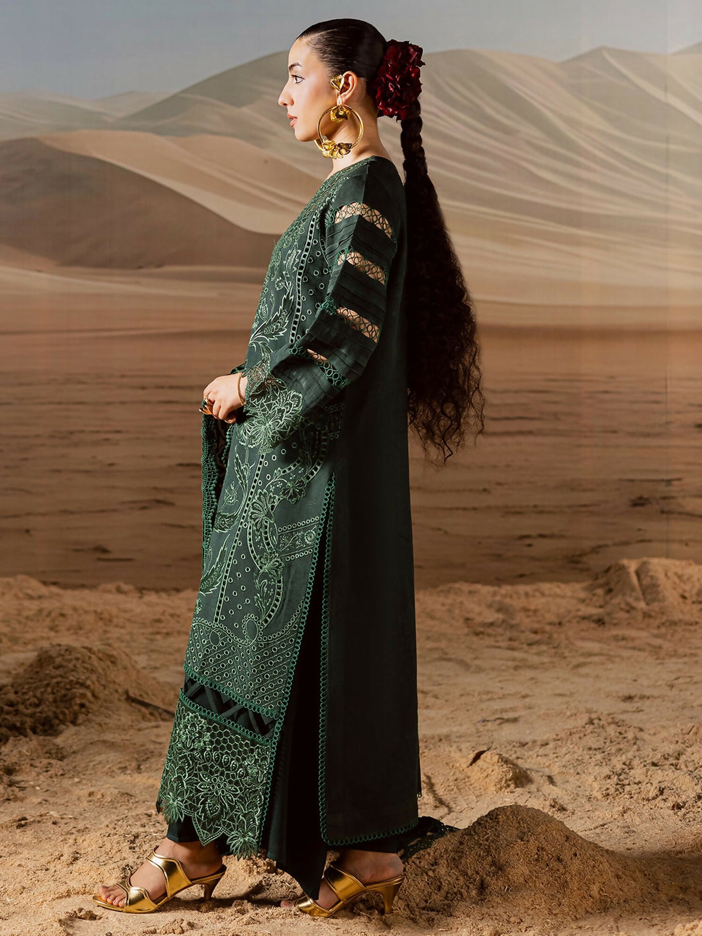 Mahnur Amelia Kotrai Embroidered Stitched 3-Piece Suit–CK-009