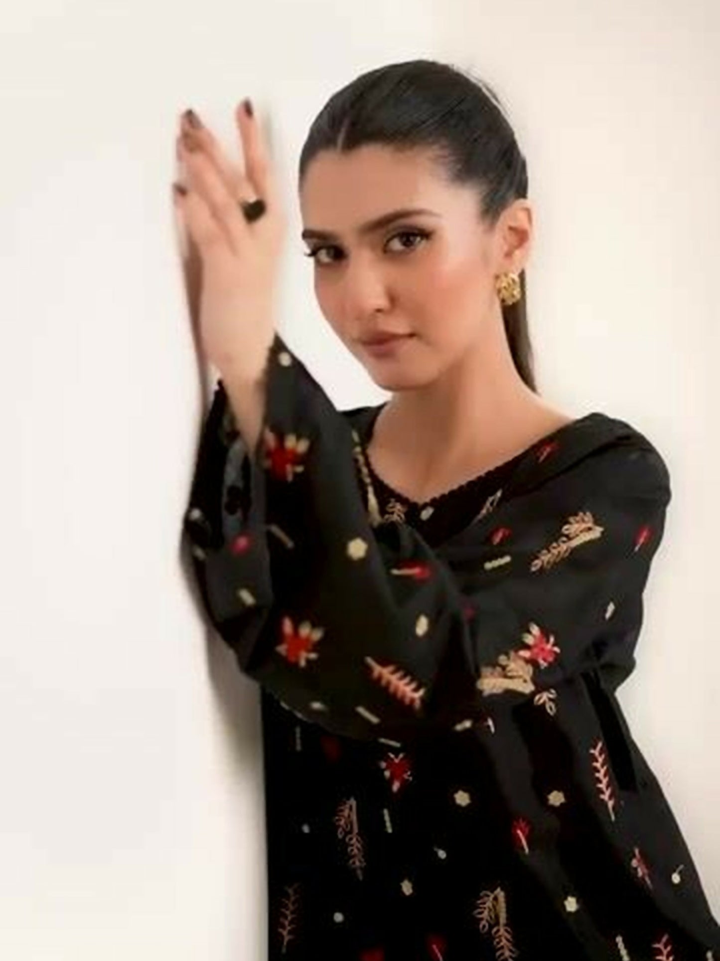 Stylish Collection Serene Summer Cotton Embroidered Stitched 3-Piece Suit–Dream