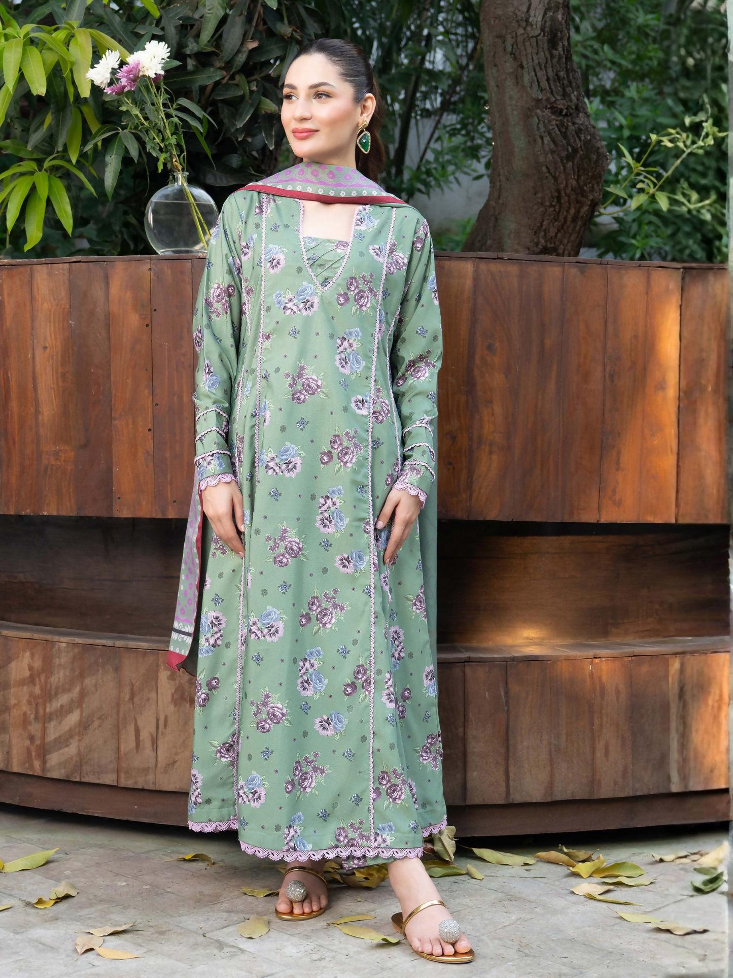 Panache Apparel Mah-e-Noor Khaddar Printed Stitched Suit-Pistachio Bloom