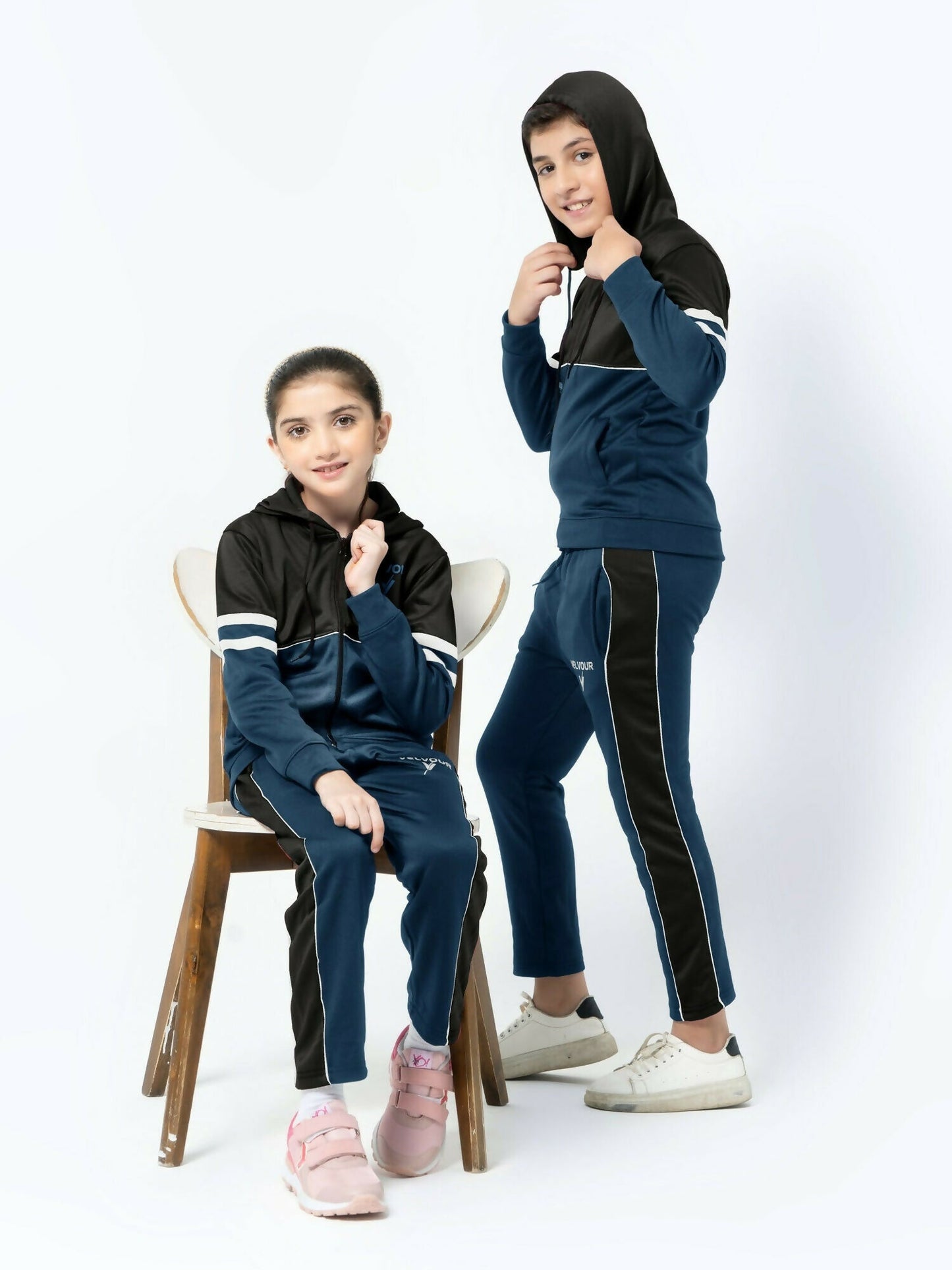 Velvour Fleece Hooded Tracksuit-VWT08-F