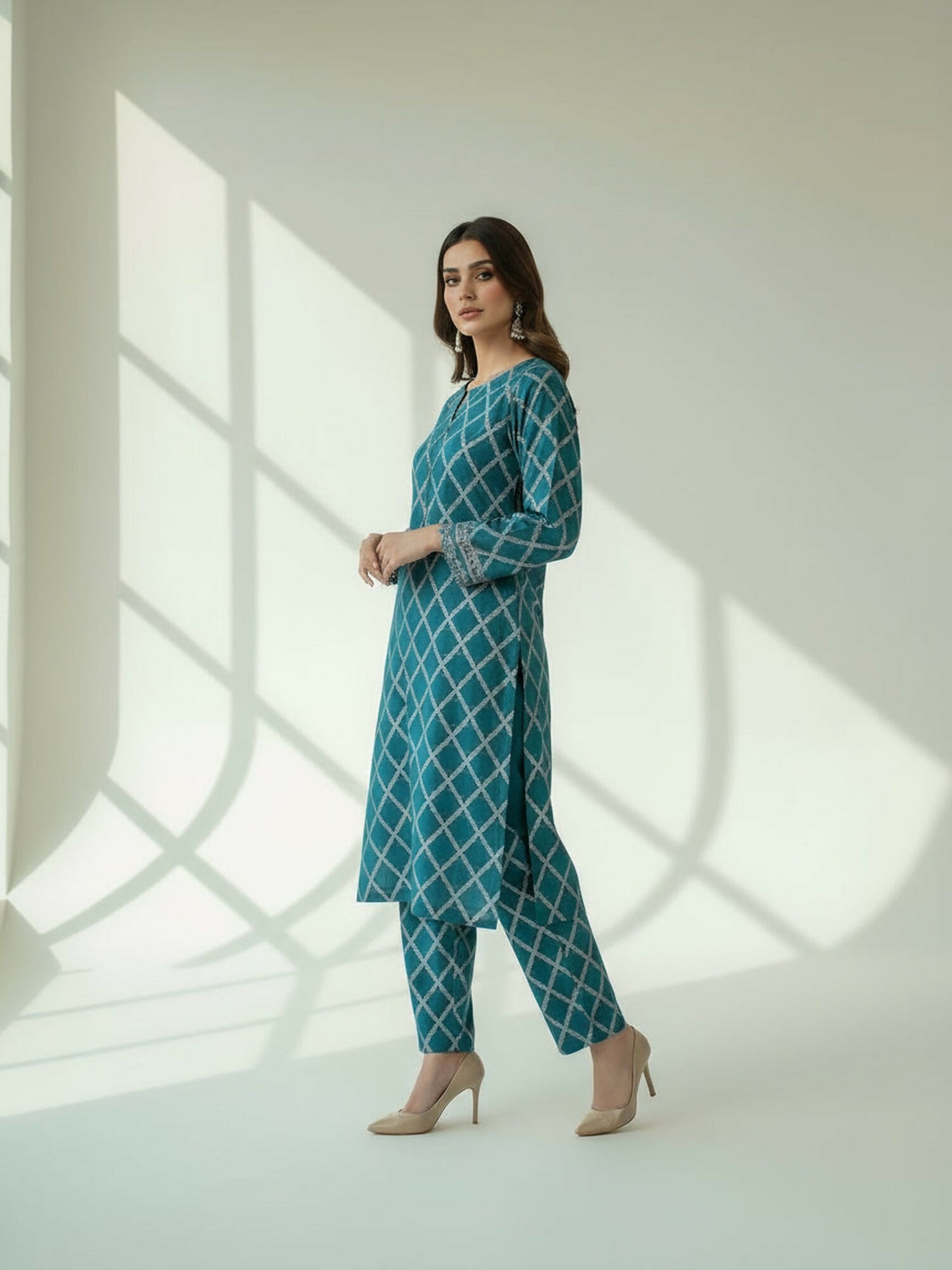 MAK Fashion Jacquard Lawn Printed Unstitched 2-Piece Suit