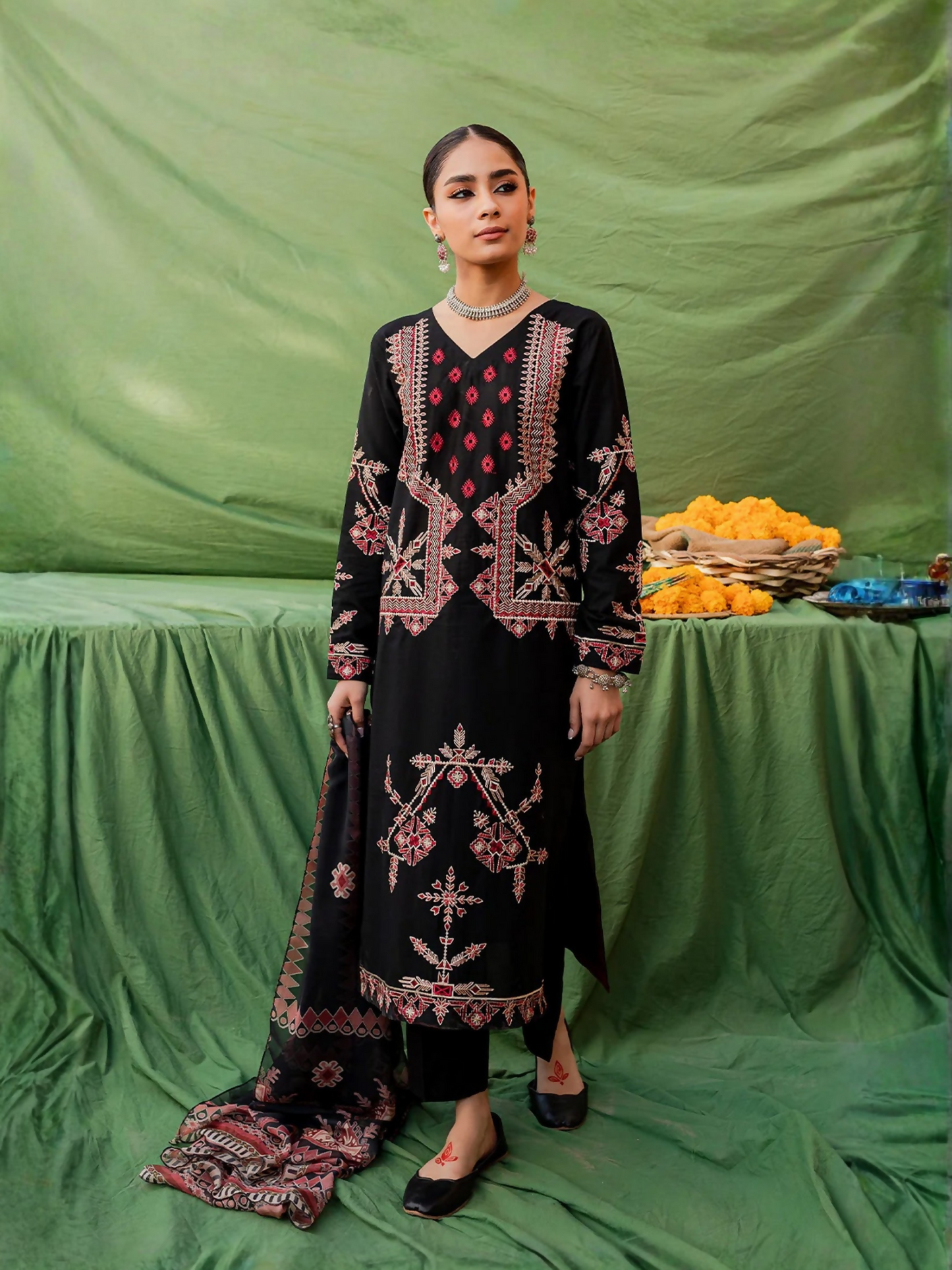 Mannat Clothing Silk Printed Dupatta-Nagma