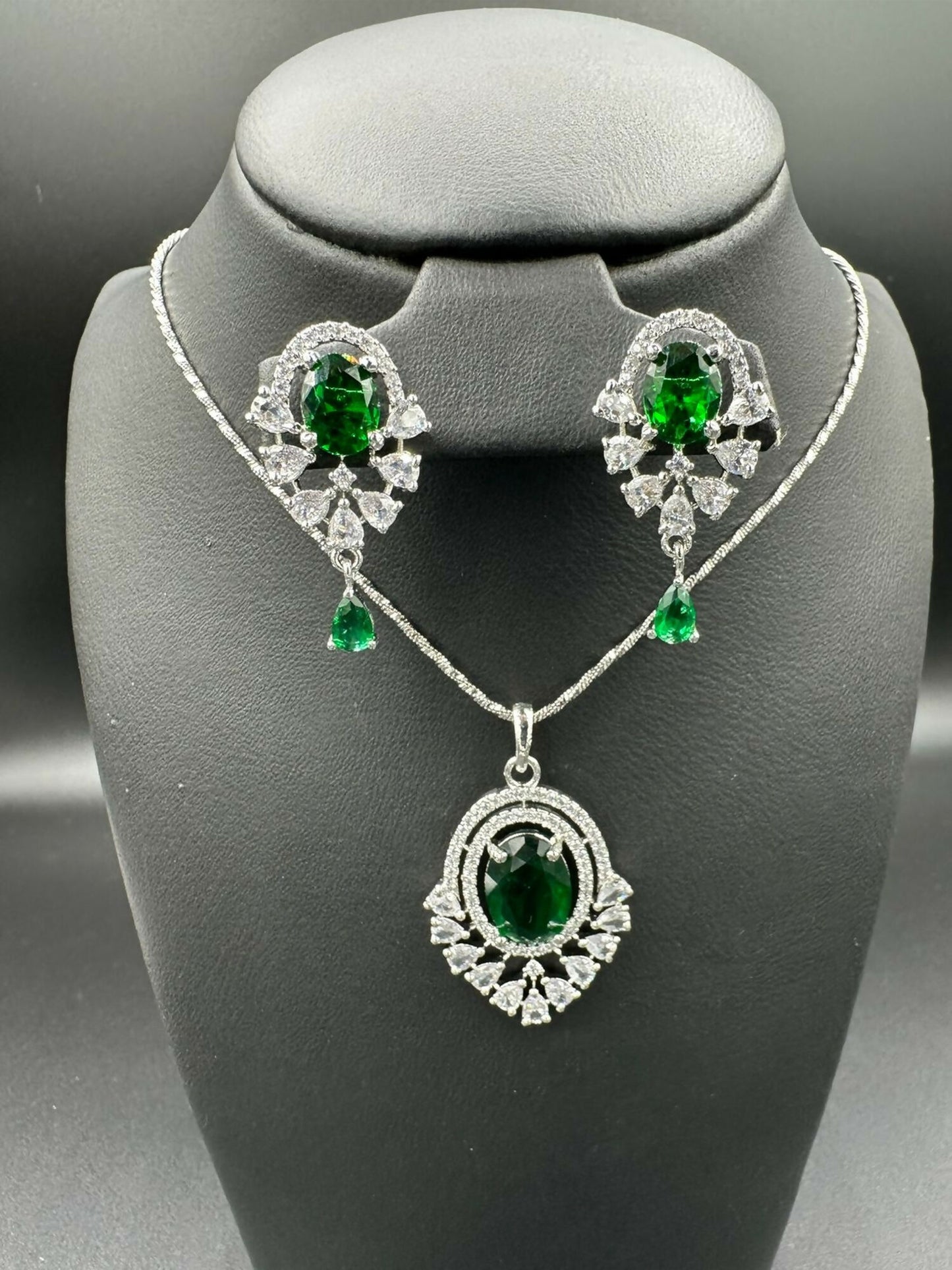 H&A Jewellery One Carat Silver Rhodium Plated Jewellery Set