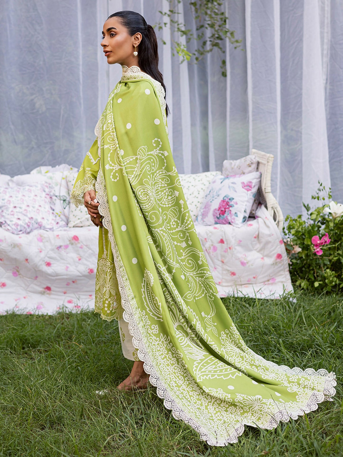 Mahnur Gardenia Khaddar Embroidered Unstitched 3-Piece Suit-GR-03