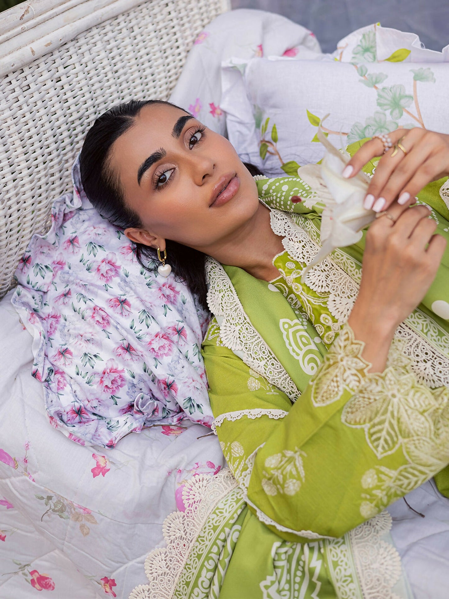 Mahnur Gardenia Khaddar Embroidered Unstitched 3-Piece Suit-GR-03