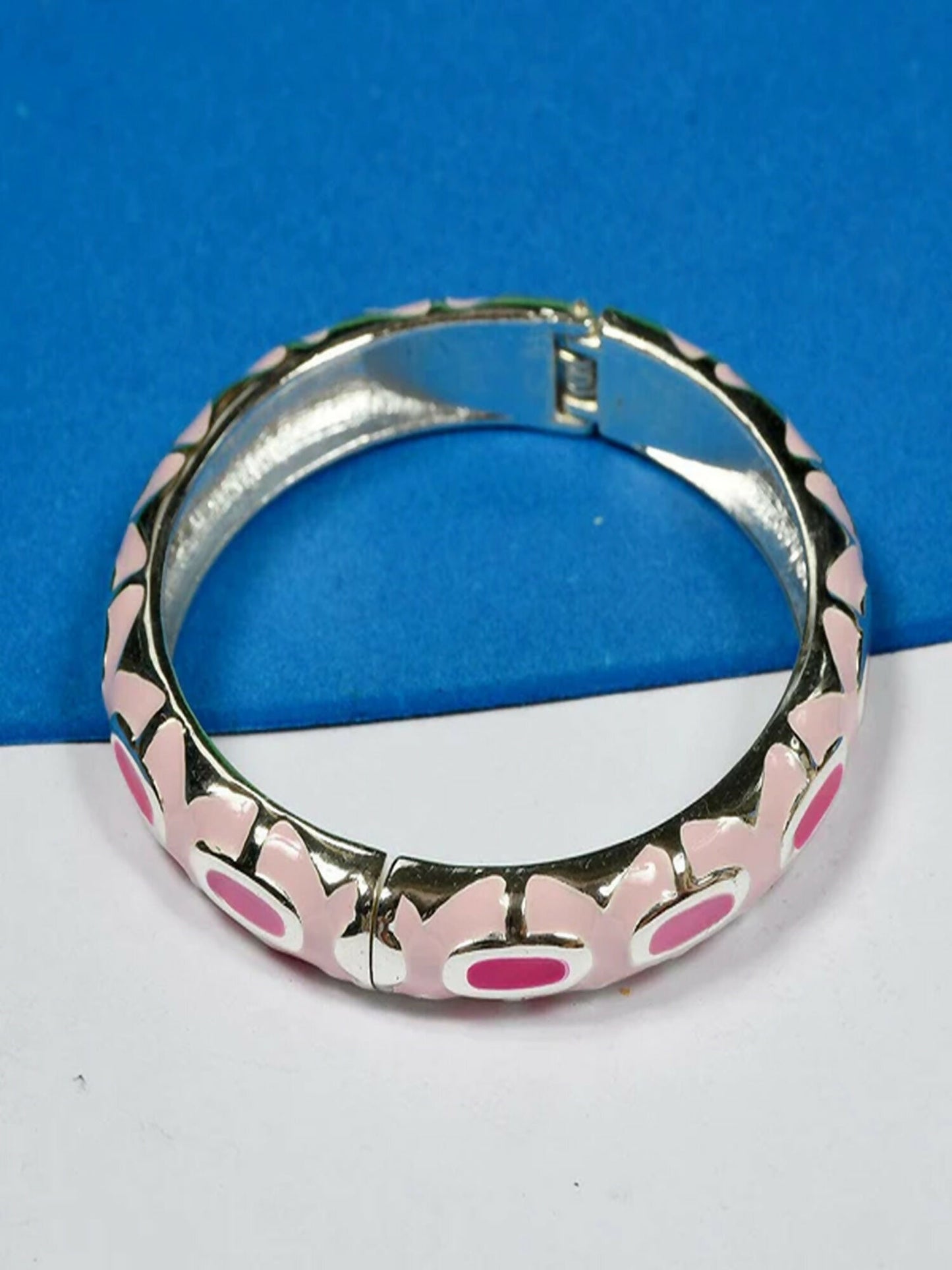 Funky's Women Clutch Bangle-10812