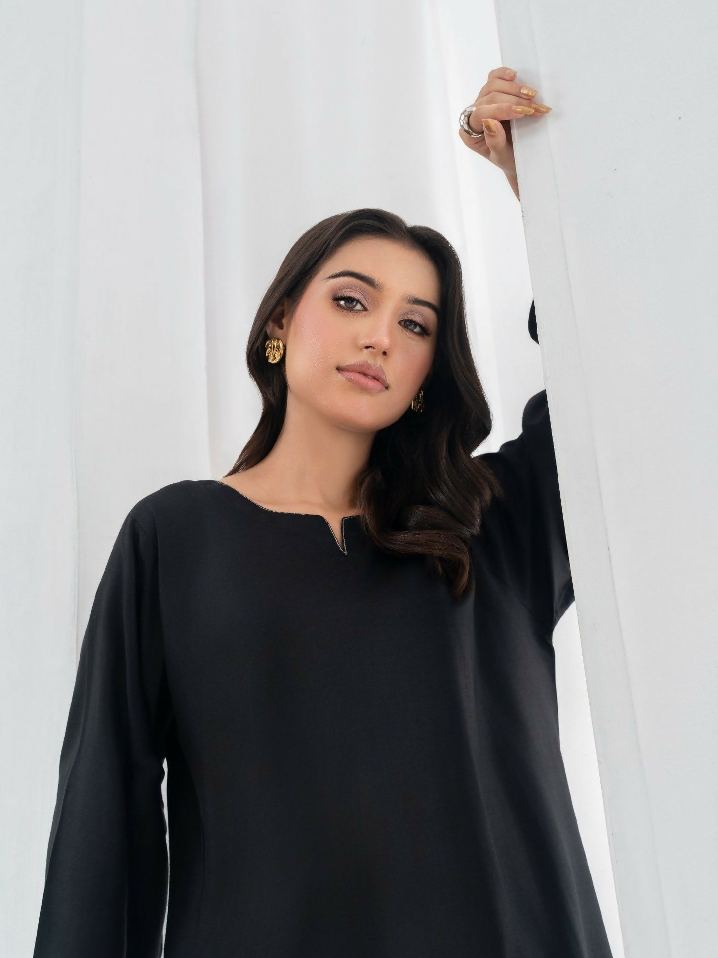 Stylish Collection Allure Linen Stitched 2-Piece Suit-Plain Black