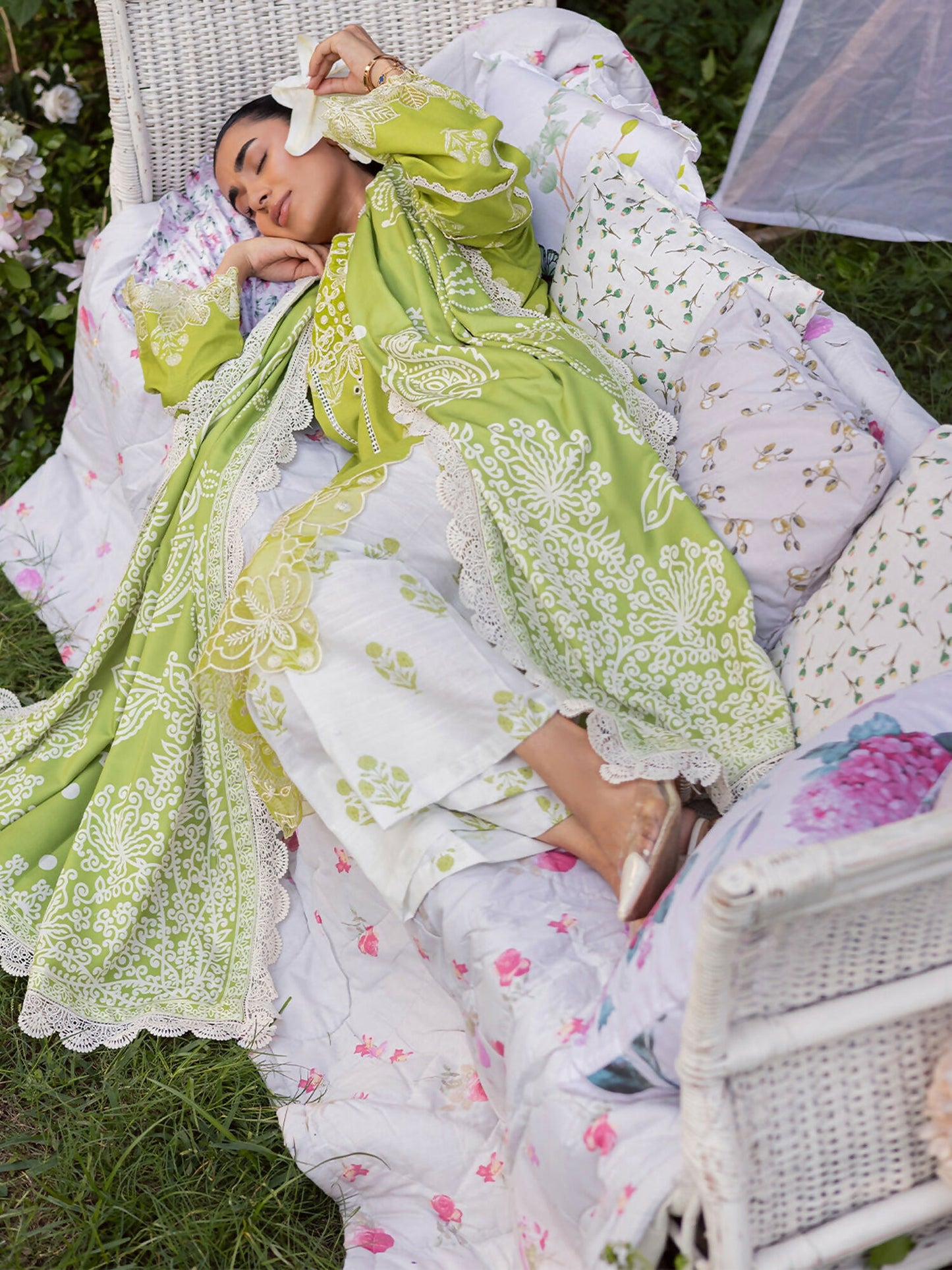 Mahnur Gardenia Khaddar Embroidered Unstitched 3-Piece Suit-GR-03