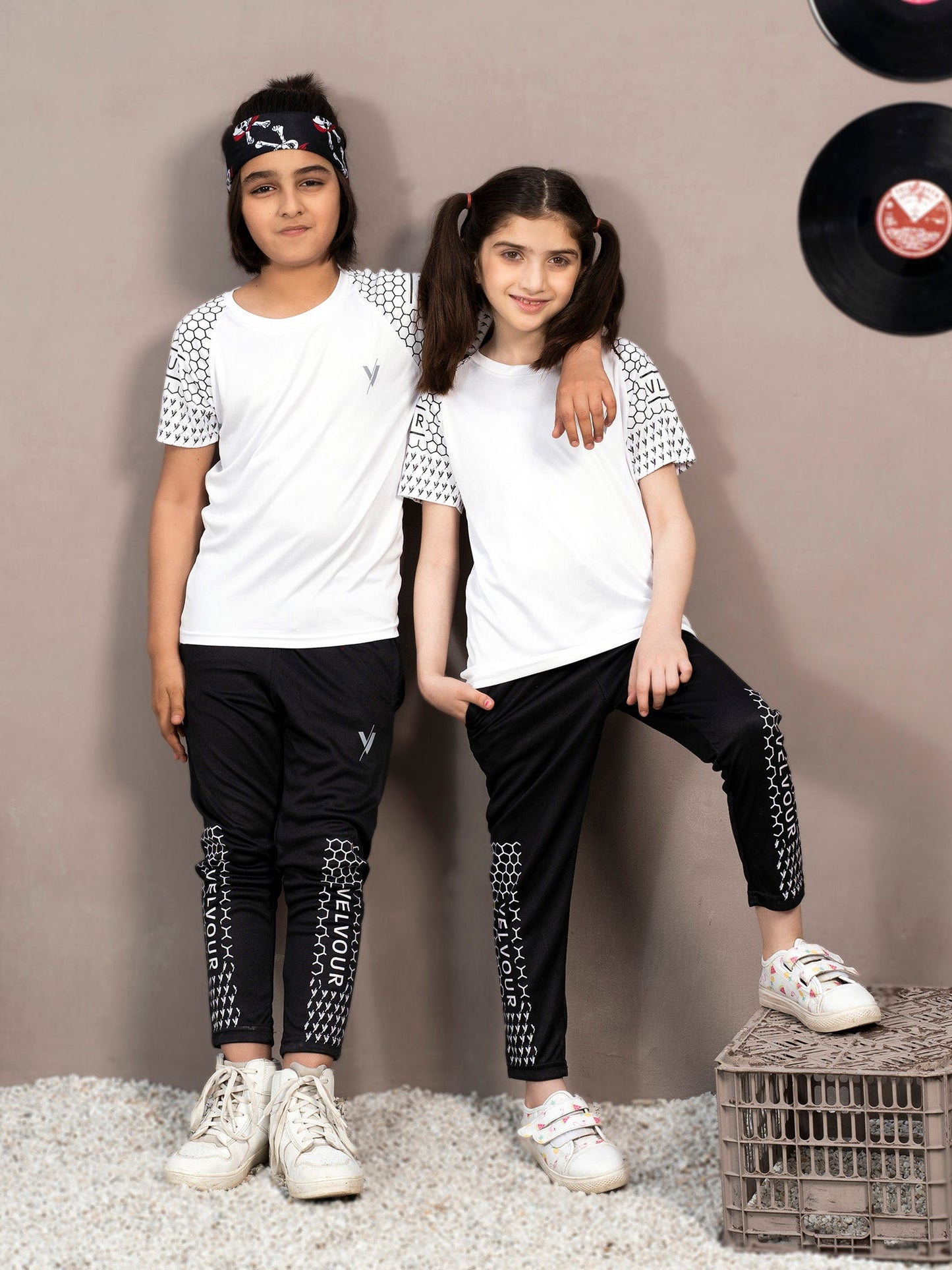 Velvour Poly Athletic Fabric Tracksuit-VBTS09-C