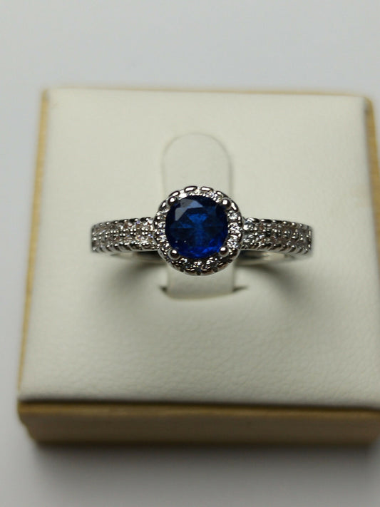 H&A Jewellery Silver Rhodium Plated Ring