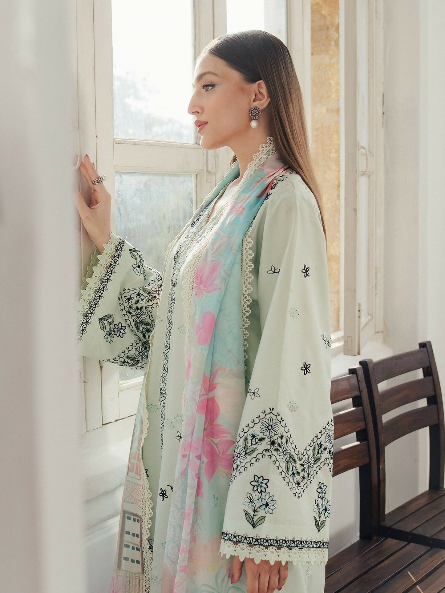 Afrozeh Day Break'26 Lawn Embroidered Unstitched 3-Piece Suit-Dewlit