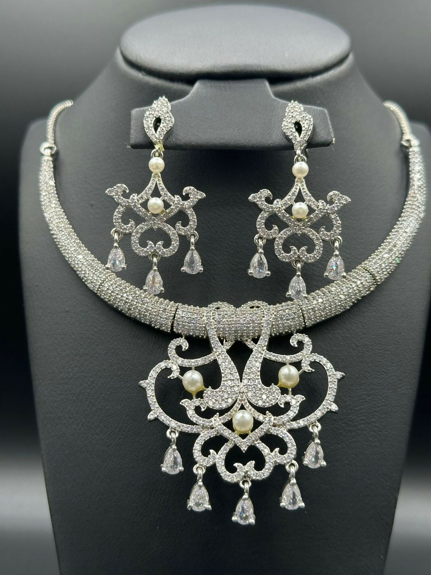 H&A Jewellery One Carat Silver Rhodium Plated Jewellery Set