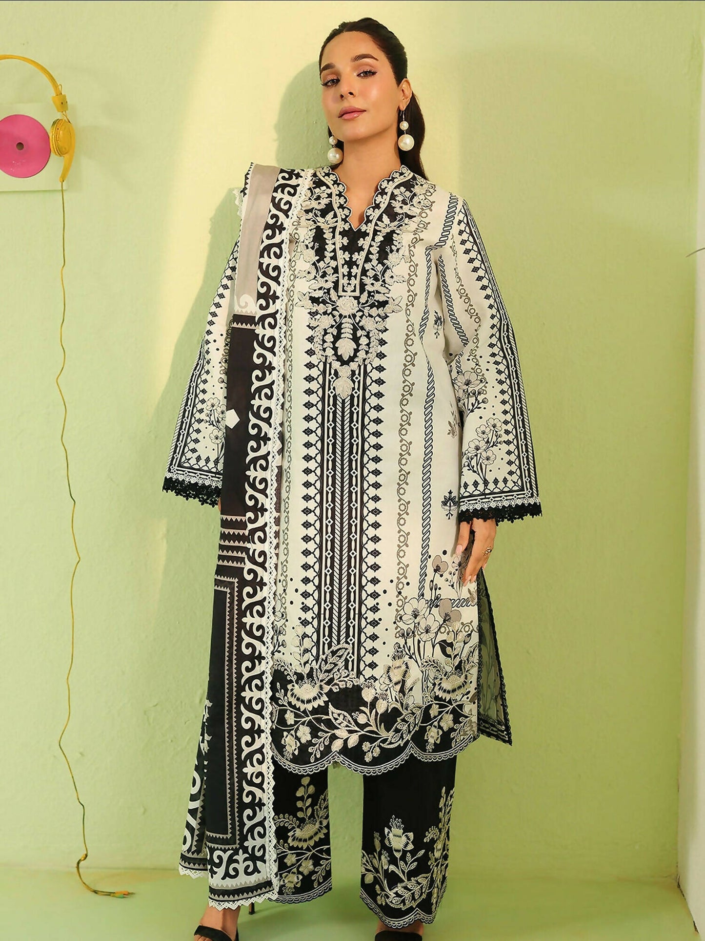 Mahnur Anaya Summer Vol 2 Lawn Embroidered Unstitched 3-Piece Suit-AN-2-10