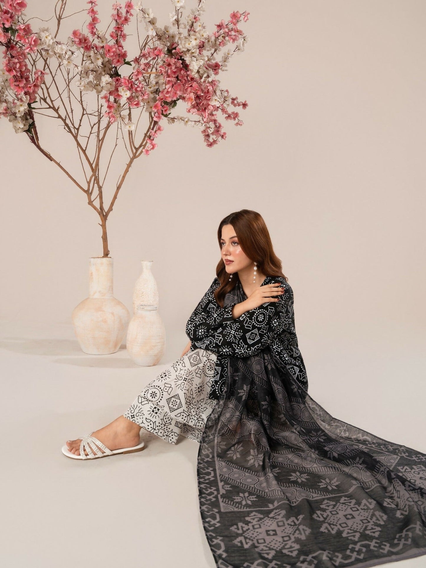 Stylish Collection Luxe Edit Cotton Printed Stitched 3-Piece Suit-Noor Jahan