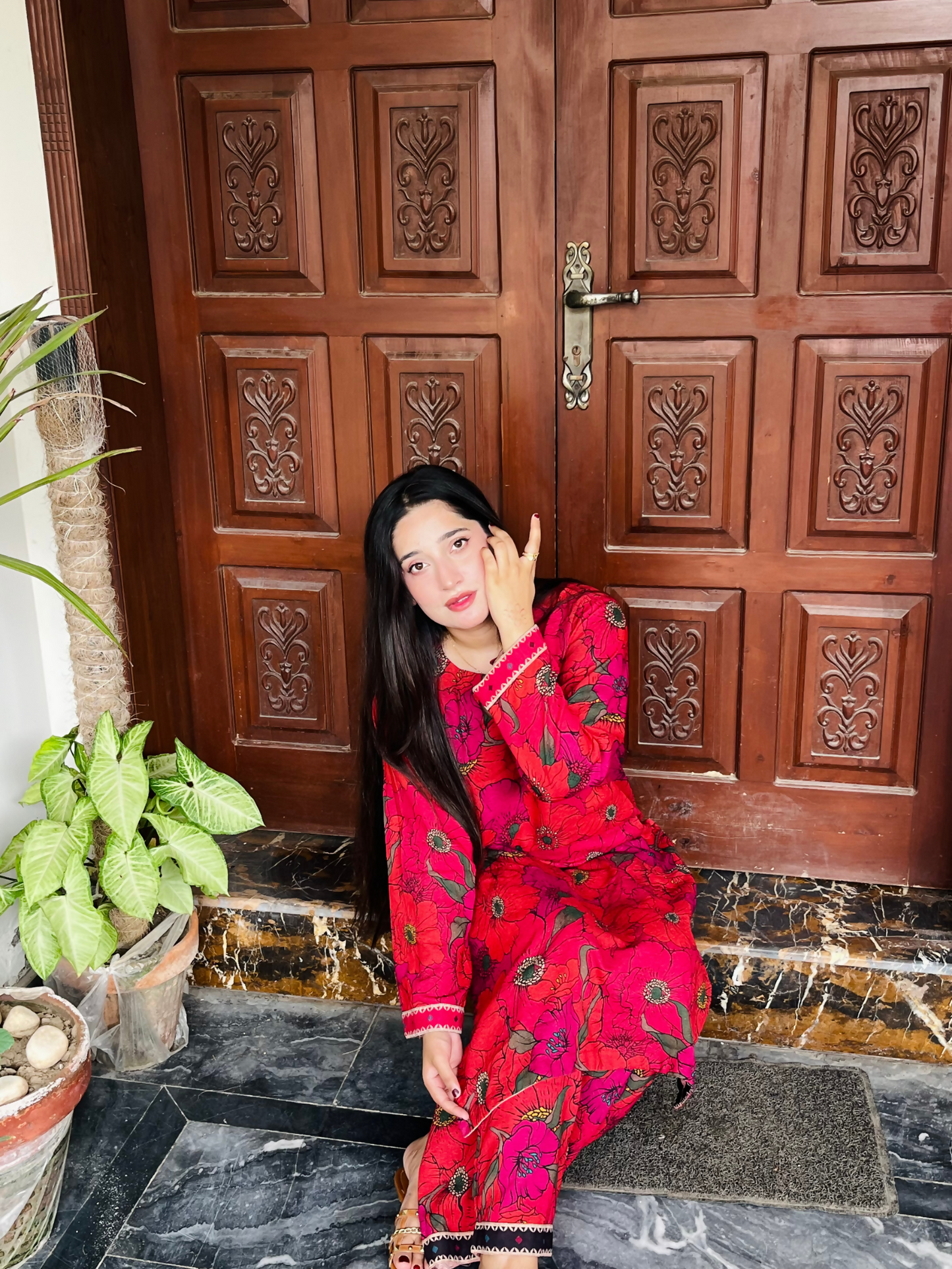 Bin Shaukat Khaddar Printed Stitched 2-Piece Suit