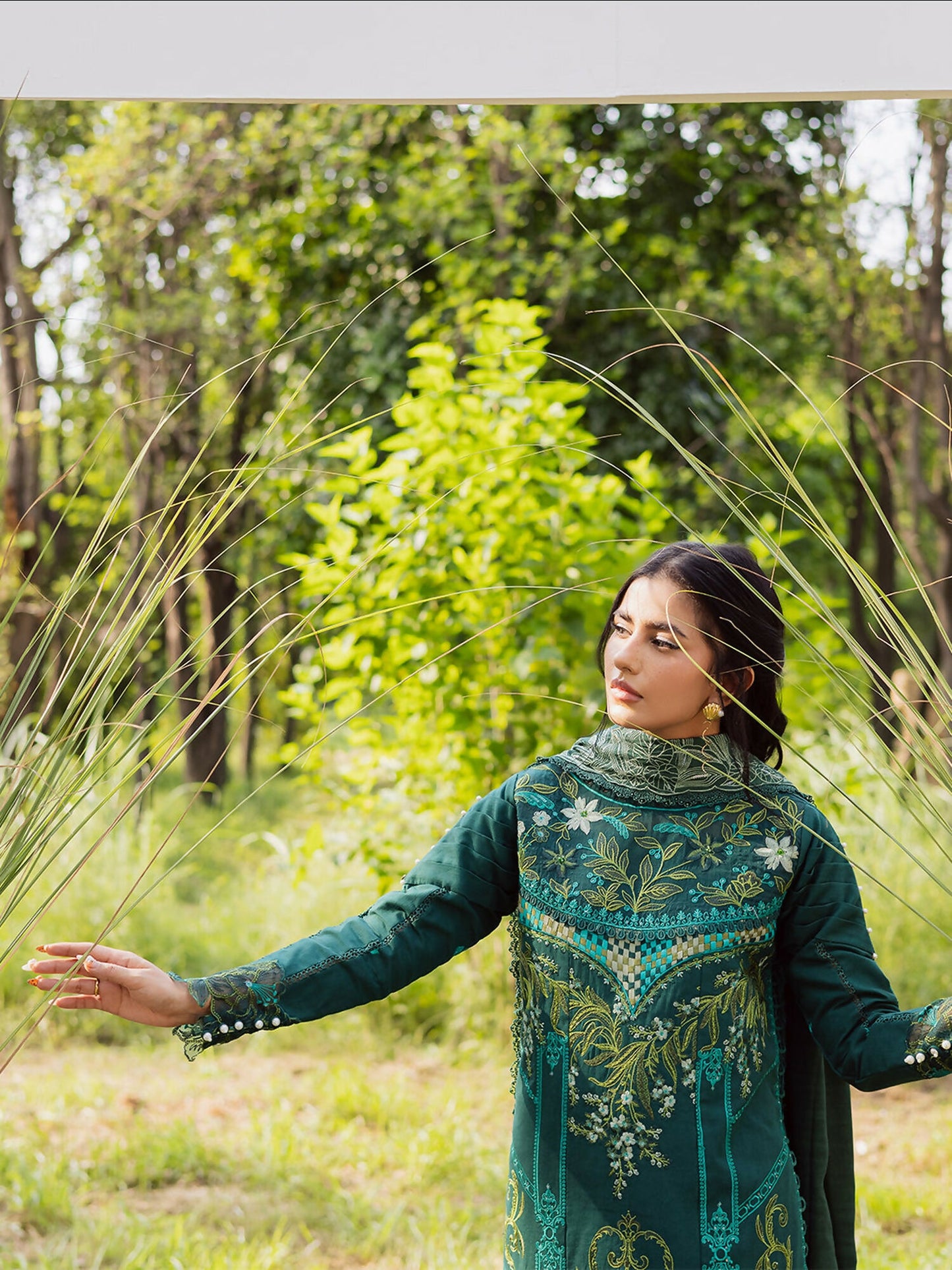 Parishay Winterwood Tales Khaddar Embroidered Unstitched 3-Piece Suit- WW - 08