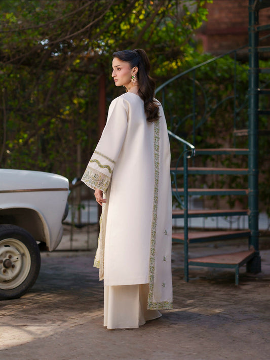 Mahnur Fiona Lawn'26 Embroidered Unstitched 3-Piece Suit-F-03