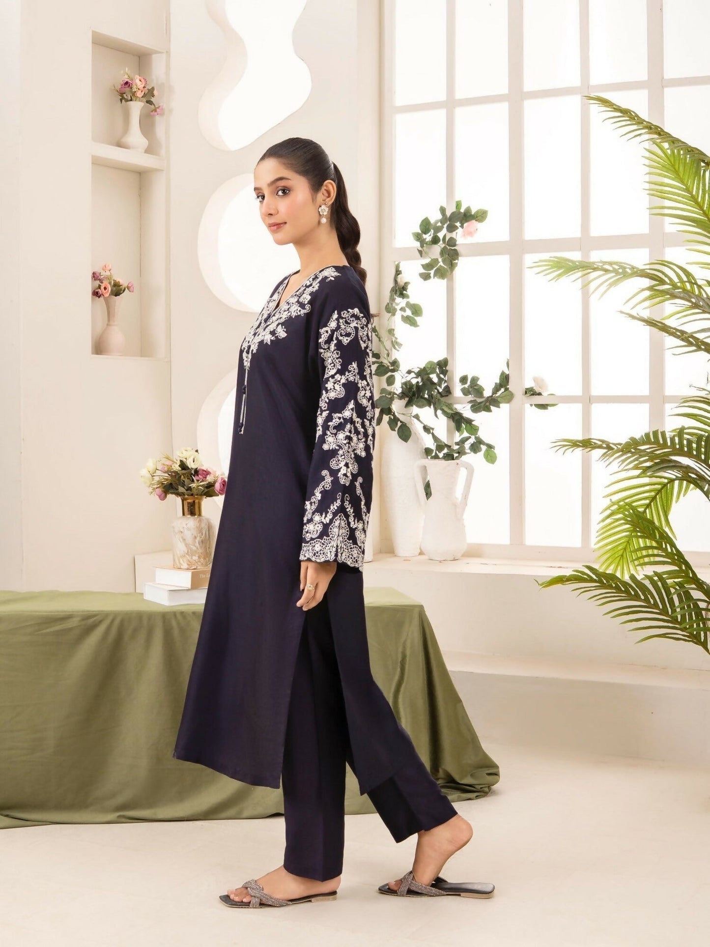 Stylish Collection Aaraish Linen Embroidered Stitched 2-Piece Suit- Blue Garnet