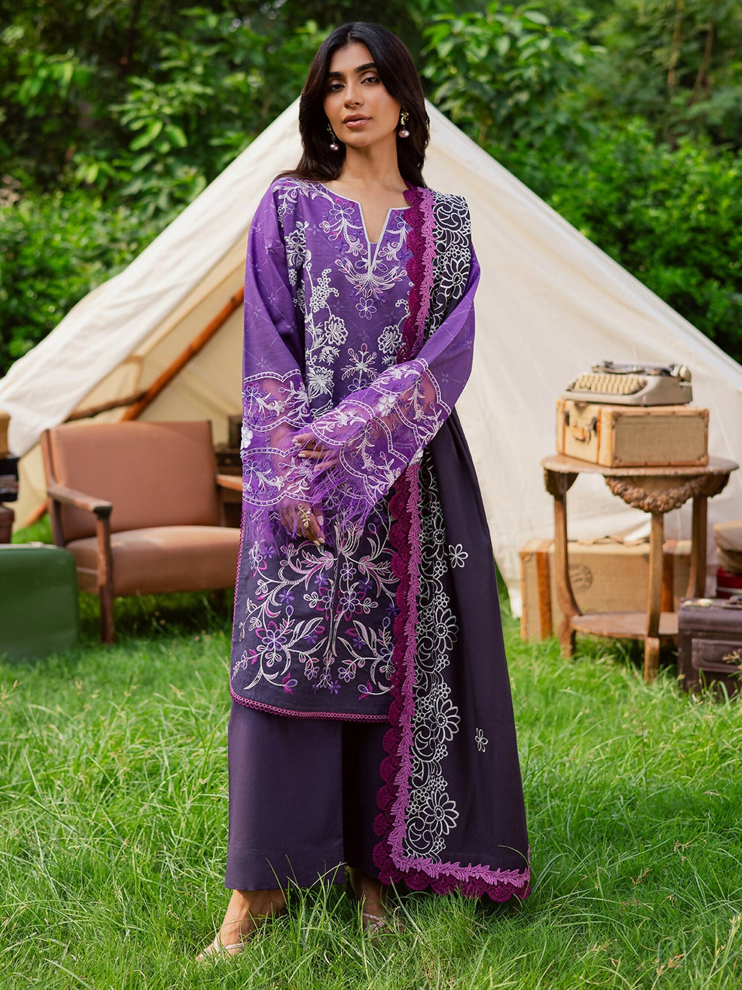Mahnur Gardenia Khaddar Embroidered Stitched 3-Piece Suit-GR-01