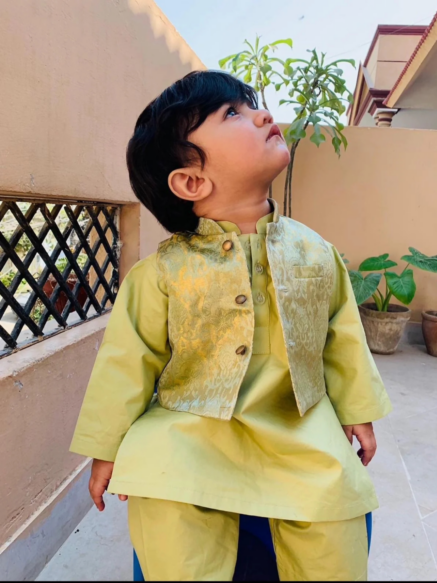 Kidoz Kloset Cotton Kurta Pajama-Lime Suit With Banarsi Waistcoat