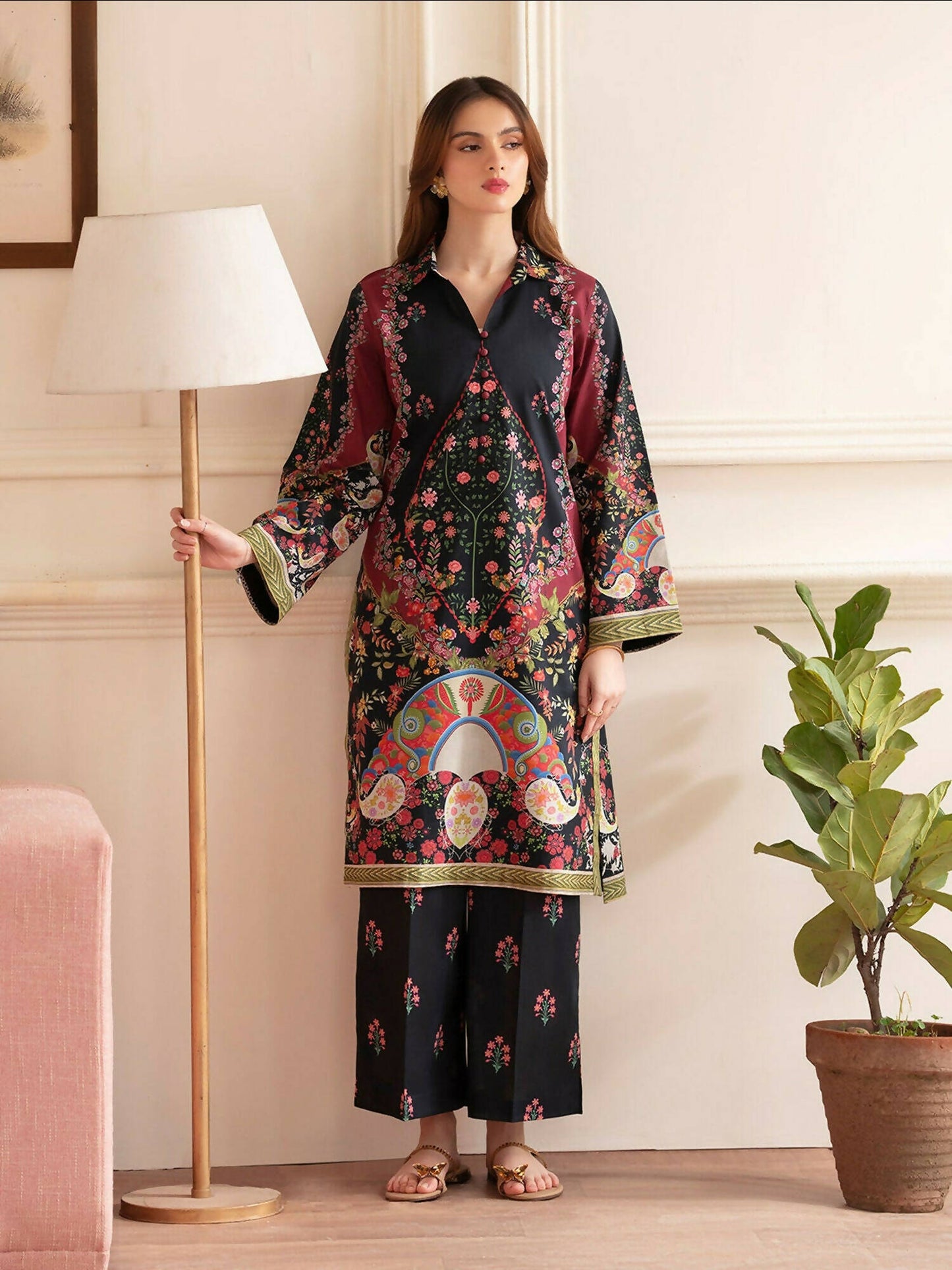 Mahnur Noir Lawn'26 Printed Co-Ord Set-N-08
