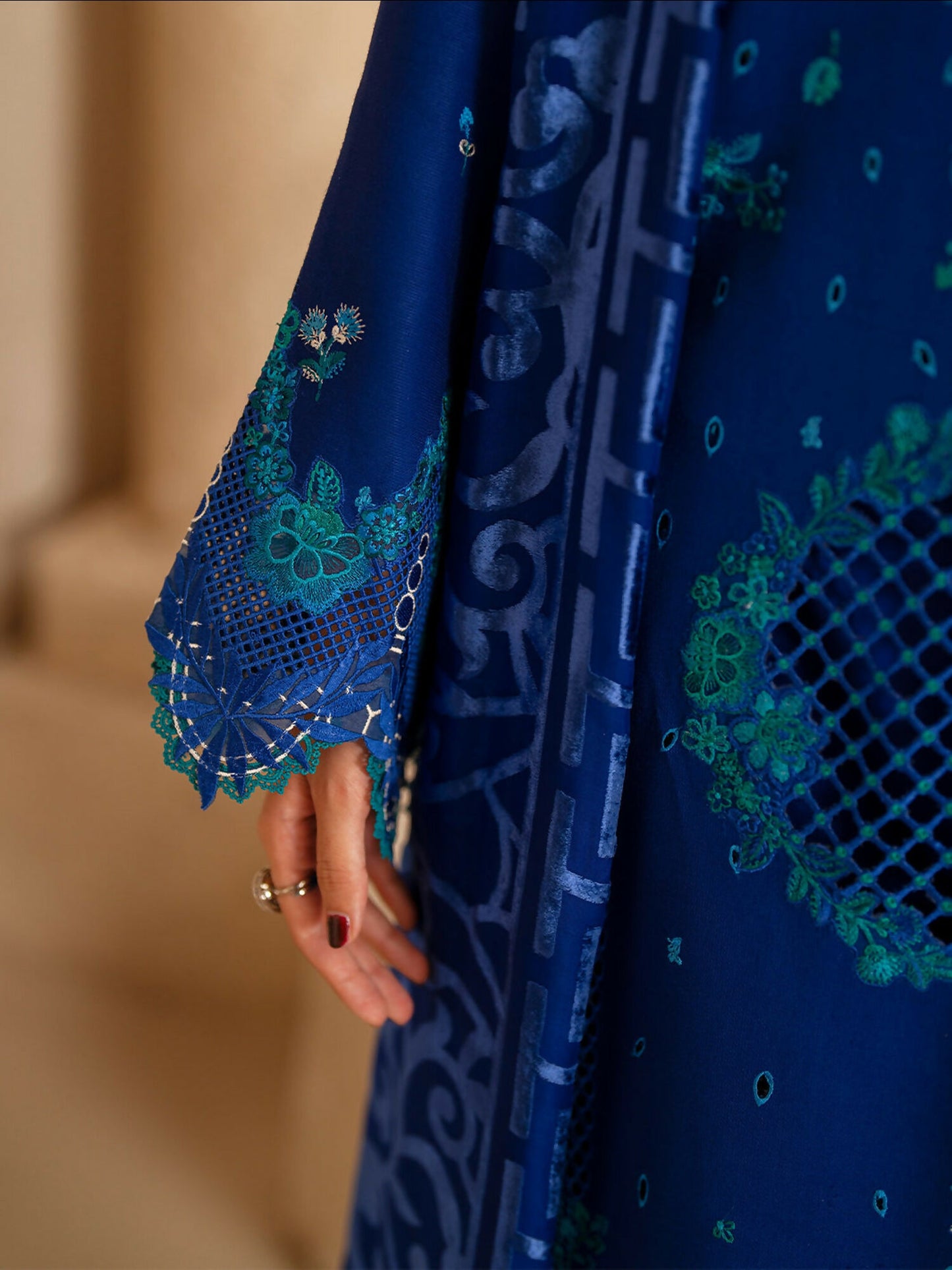 Binilyas Saqqara Kotrai Embroidered Unstitched 3-Piece Suit-162-A