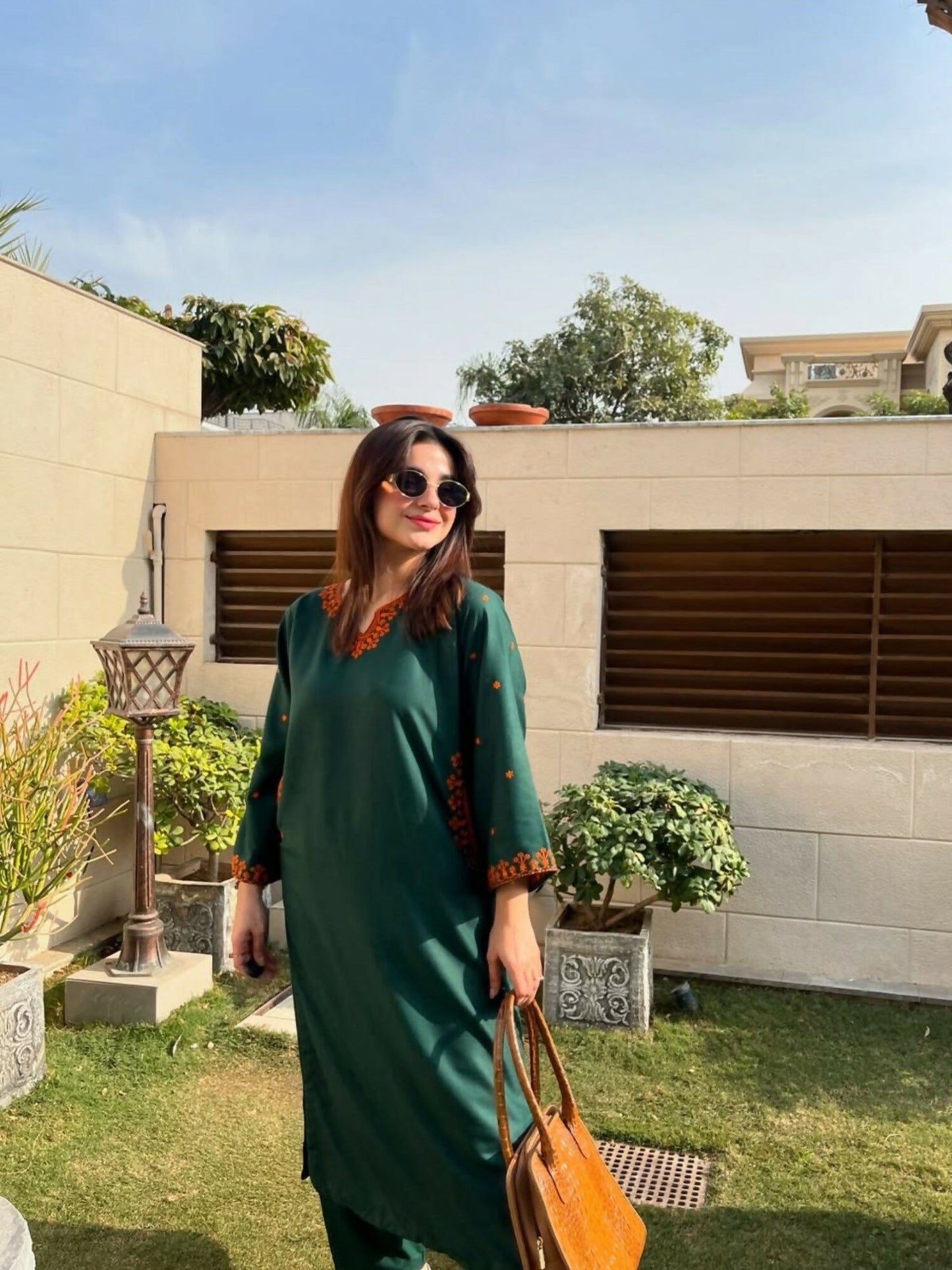 Stylish Collection Aaraish Linen Embroidered Stitched 2-Piece Suit-Grace