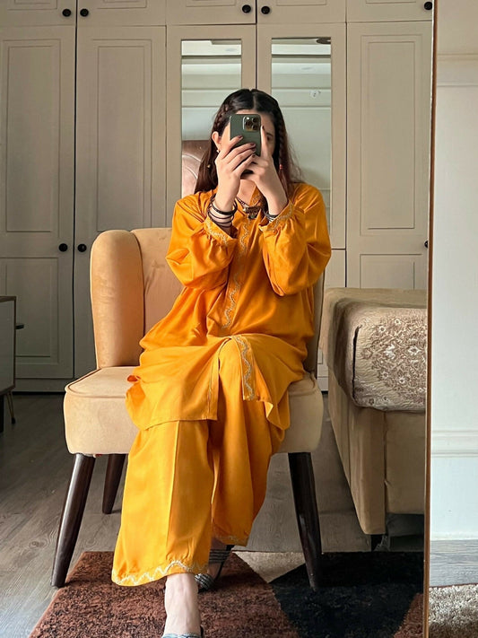 Stylish Collection Aaraish Linen Embroidered Co-Ord Set–Yellow Ringels