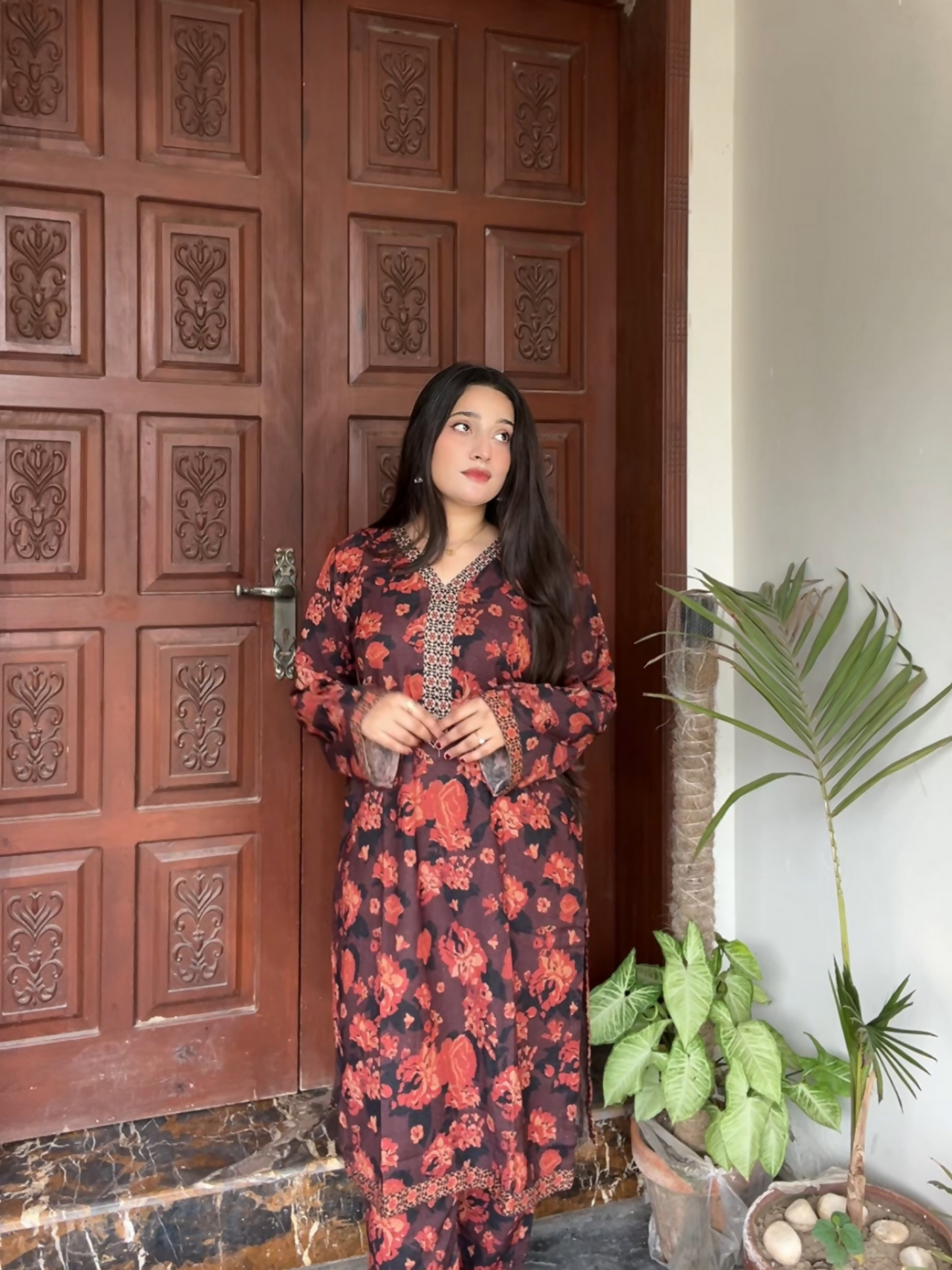 Bin Shaukat Khaddar Printed Stitched 2-Piece Suit