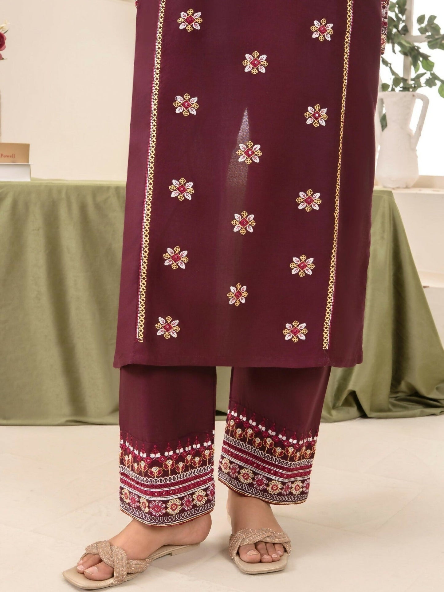 Stylish Collection Aaraish Linen Embroidered Stitched 2-Piece Suit-Nazakat