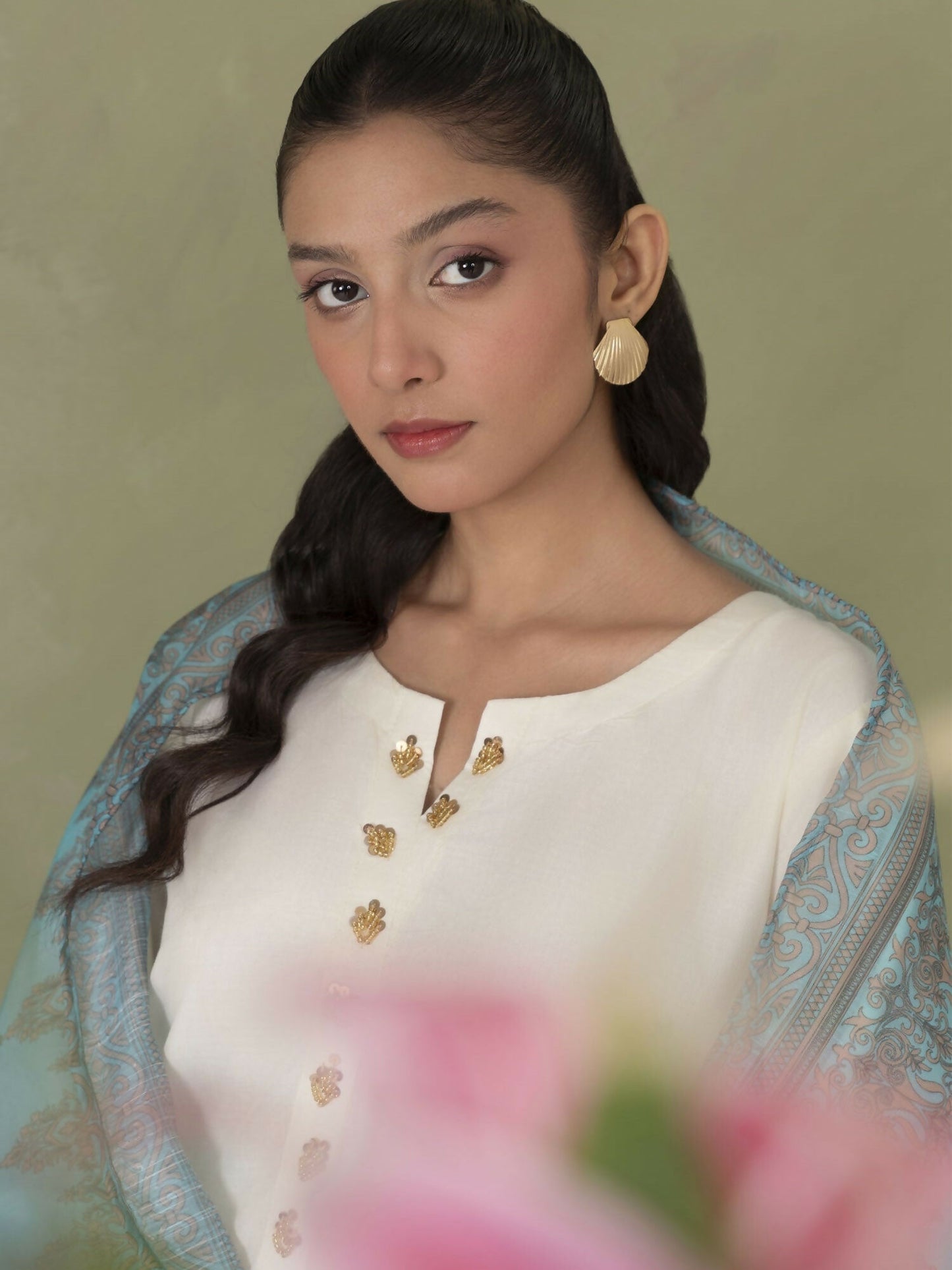 Stylish Collection Serene Summer Linen Embroidered Stitched 3-Piece Suit-Kastoor Embroidered