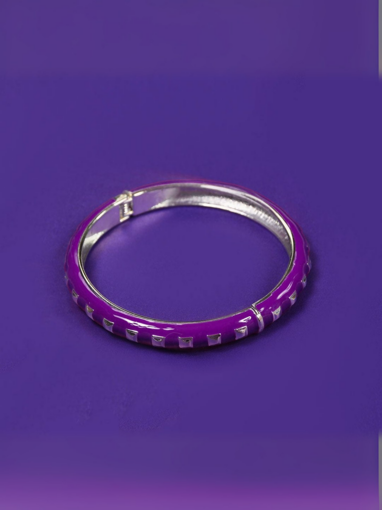 Mini Box design Clutch Bangle (7)