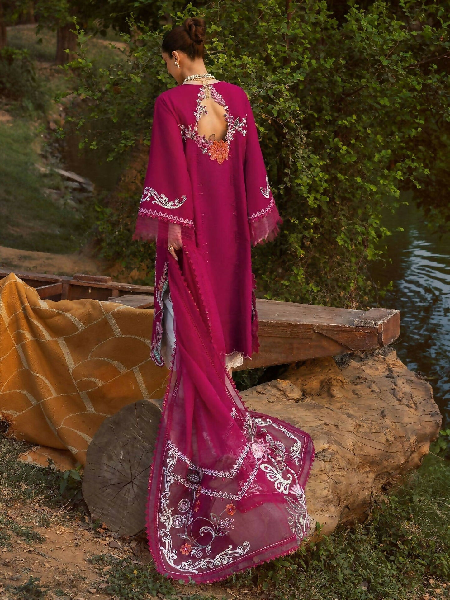 Crimson Tasawar Lawn Embroidered Unstitched 3-Piece Suit-Mirror Garden-D3A