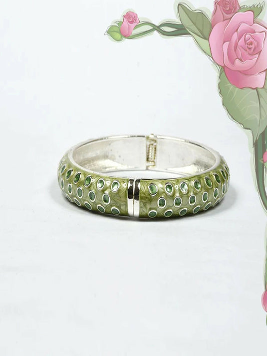 Funky's Women Attractive Designer Clutch Bangle-10804