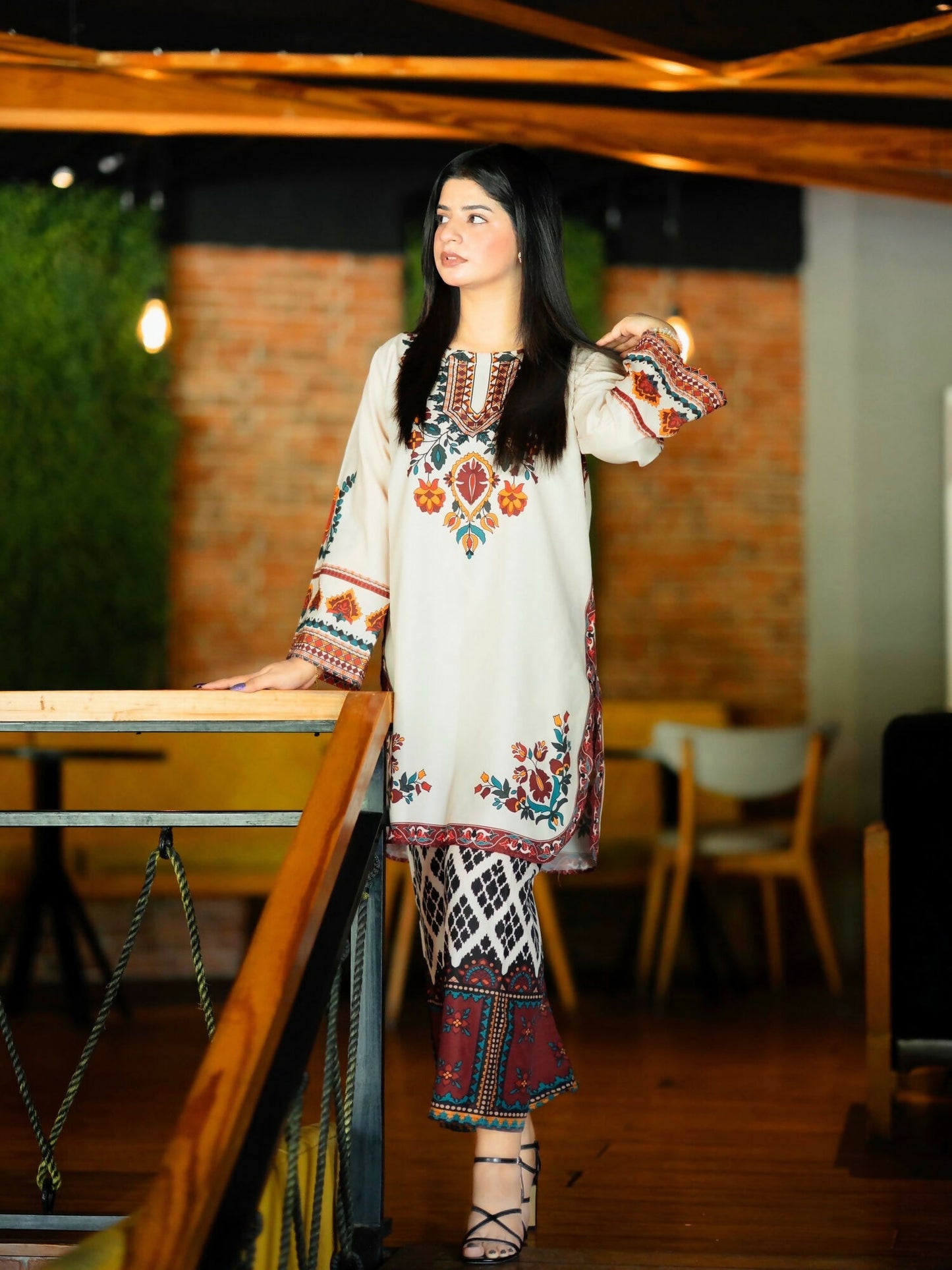 Tehzeeb Libas Silky Lawn Printed Stitched 2-Piece Suit-MEERUB