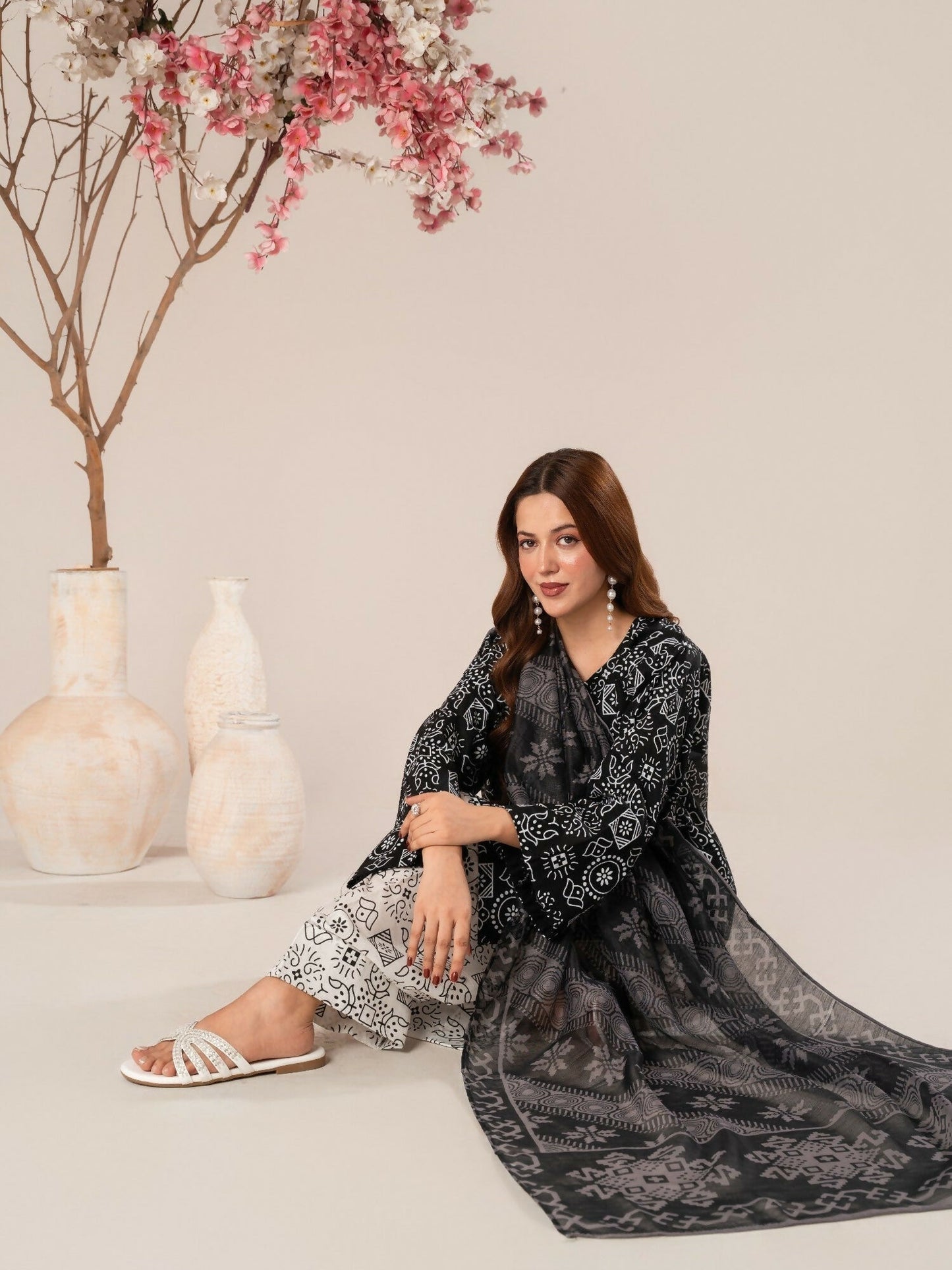 Stylish Collection Luxe Edit Cotton Printed Stitched 3-Piece Suit-Noor Jahan