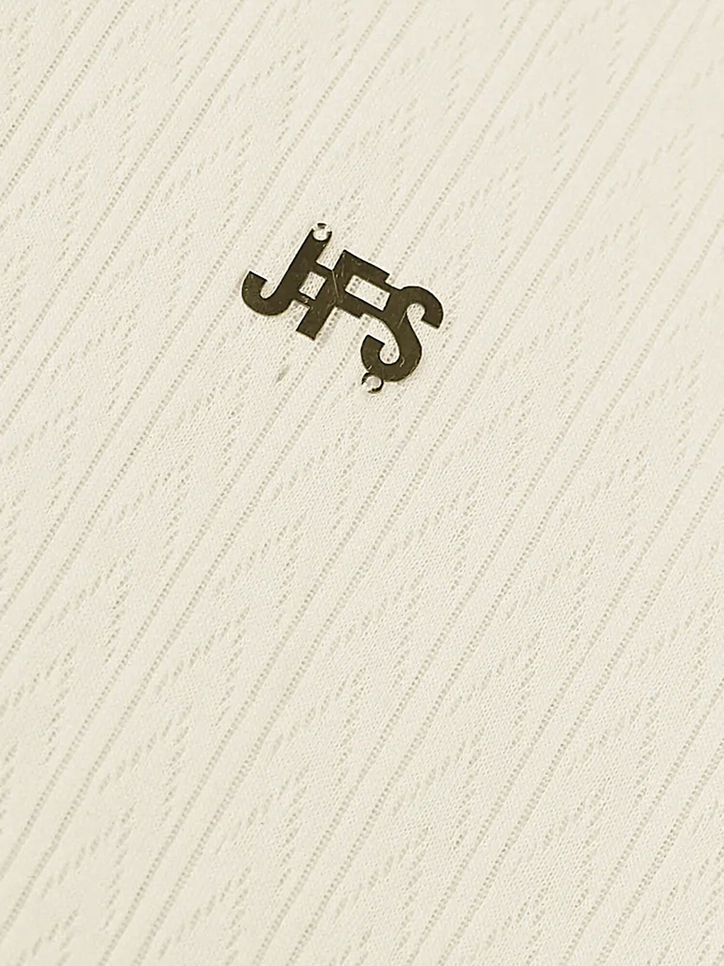6 (4)