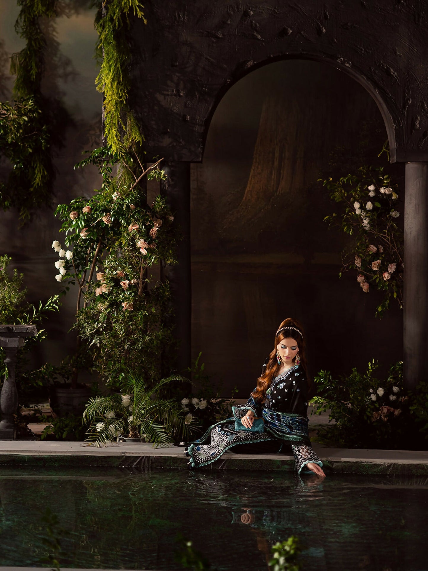Mahnur Amelia Kotrai Embroidered Stitched 3-Piece Suit–CK-014