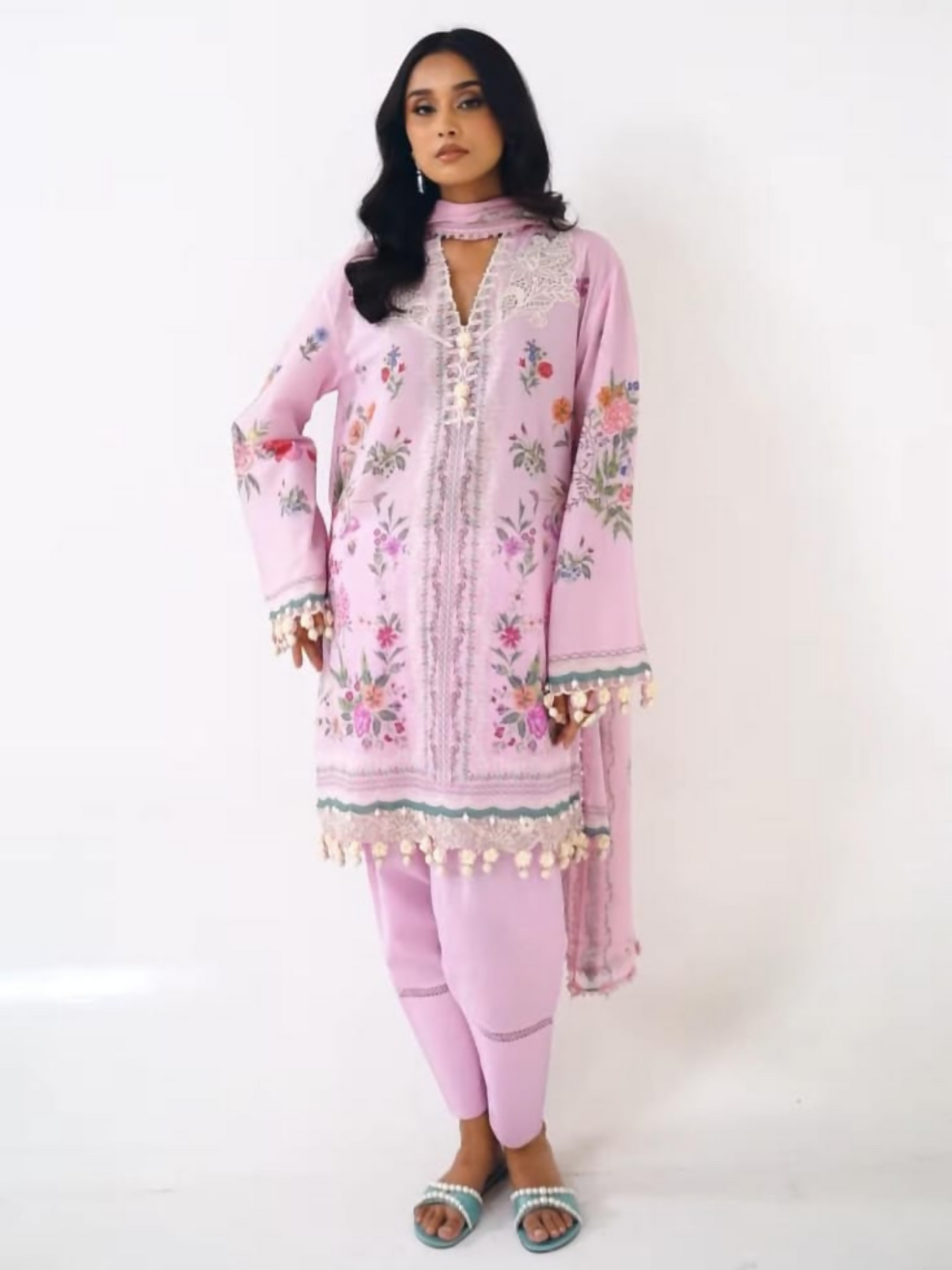Sana Safinaz Lawn Embroidered Unstitched 3-Piece Suit-M251-028B-3CI