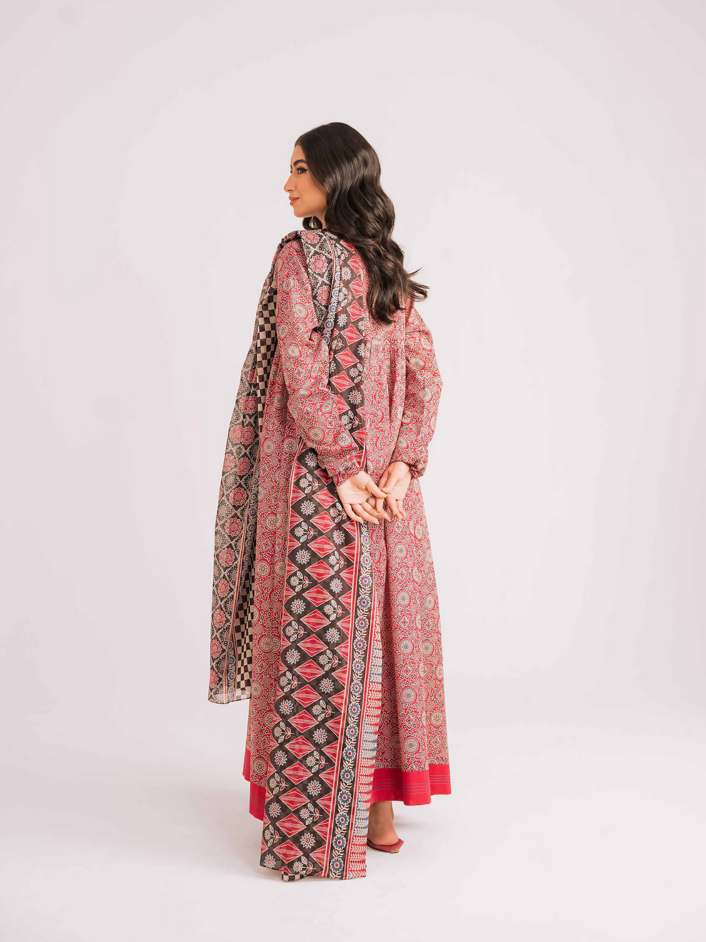 Nishat Lawn Printed Unstitched 3-Piece Suit-42302171-R