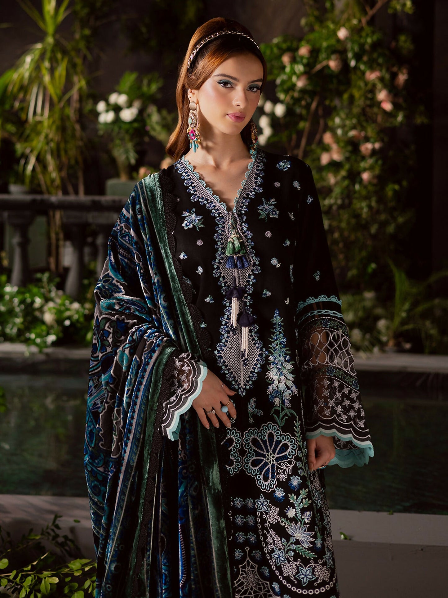 Mahnur Amelia Kotrai Embroidered Stitched 3-Piece Suit–CK-014
