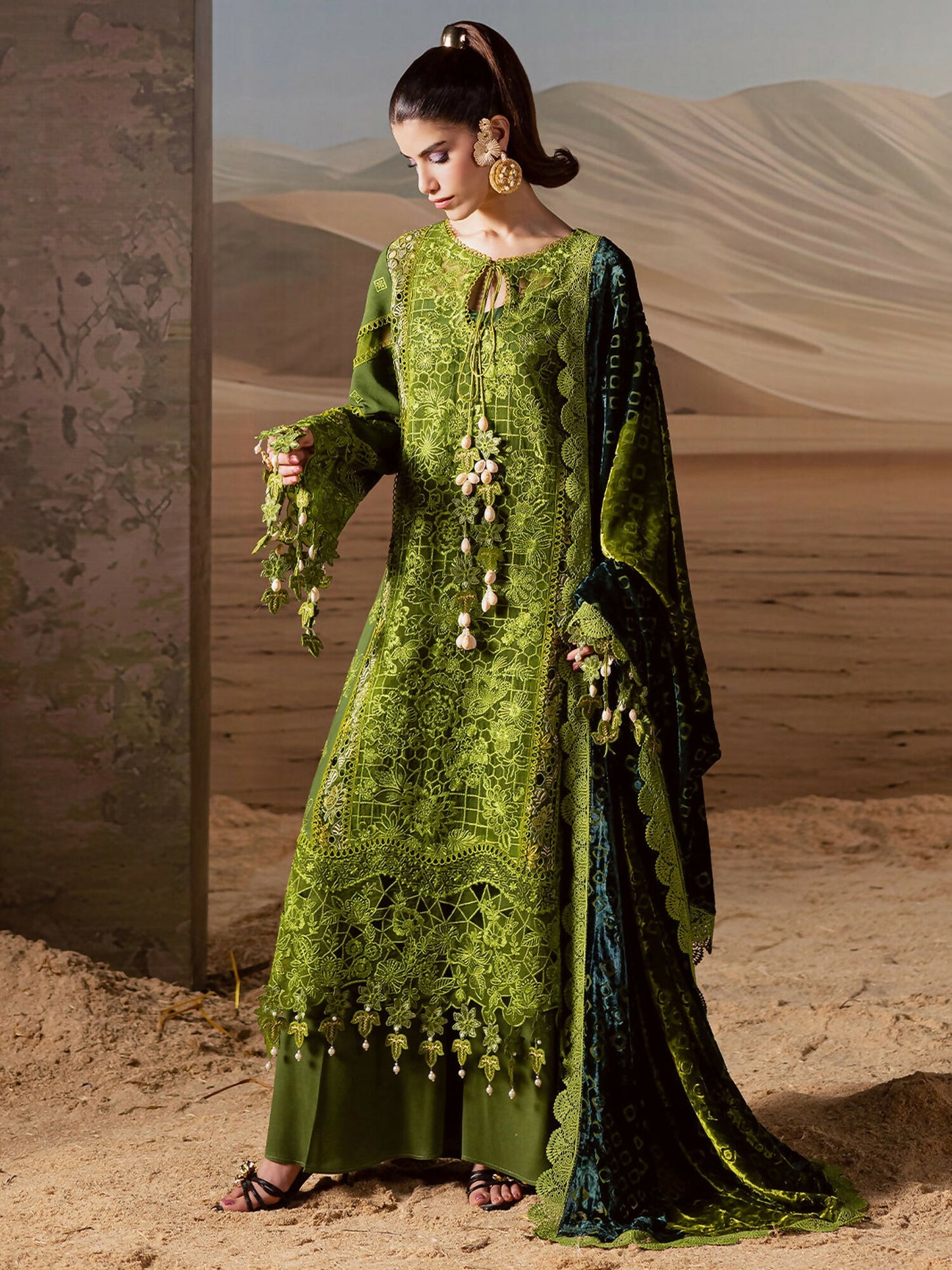 Mahnur Amelia Kotrai Embroidered Stitched 3-Piece Suit–CK-012