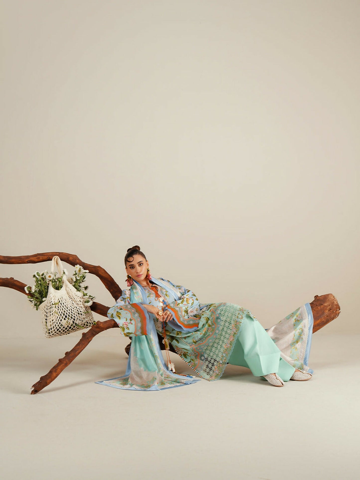 Binilyas Eres Bonita Viscose Embroidered Stitched 3-Piece Suit-1105-B